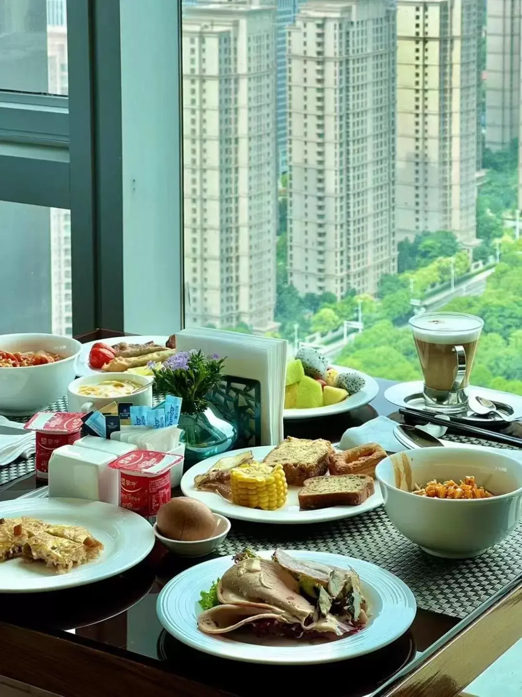 Breakfast in Sheraton Grand Wuhan Hankou Hotel - Let's take a look at the moment of Wuhan