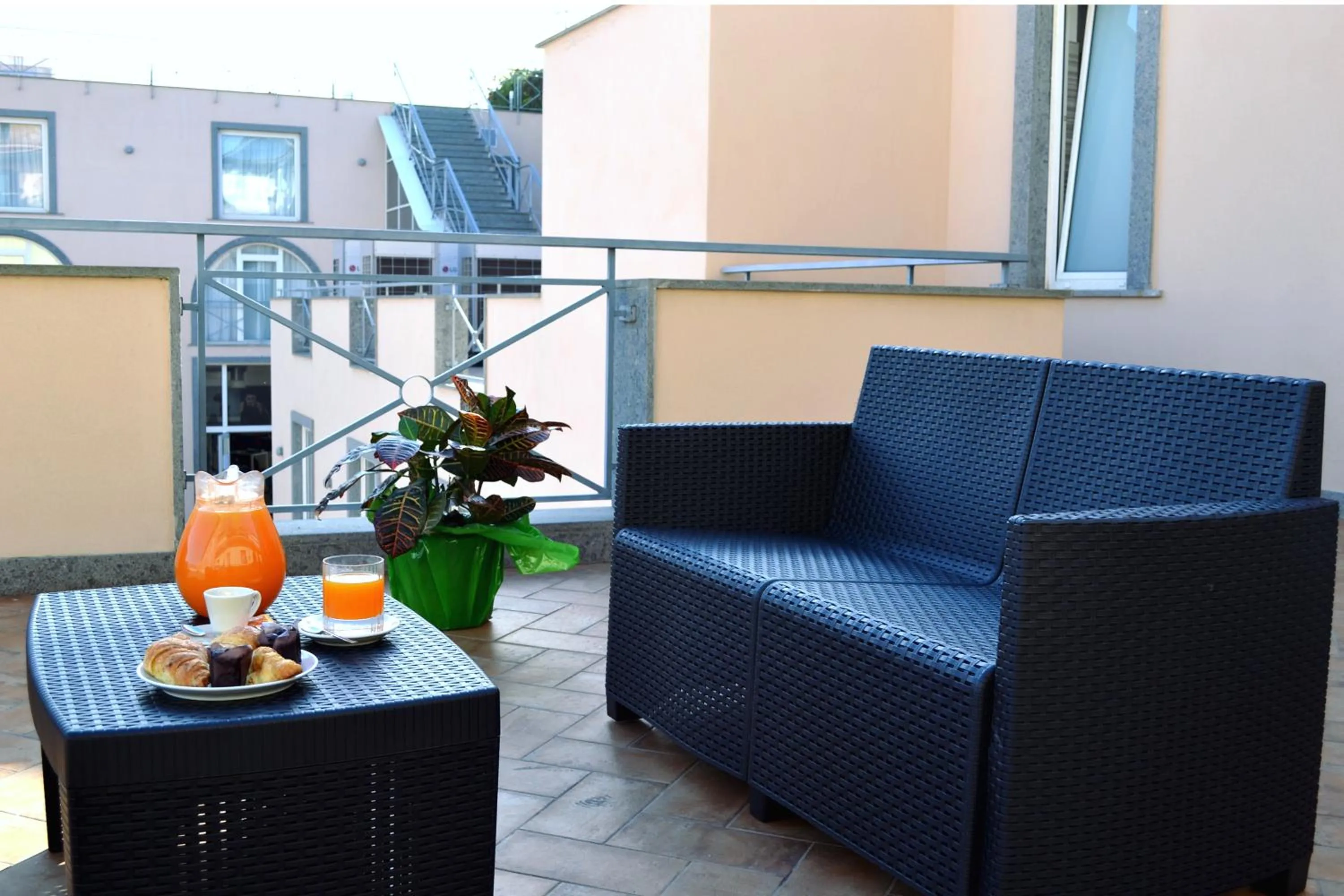 Patio in Ecumano Space