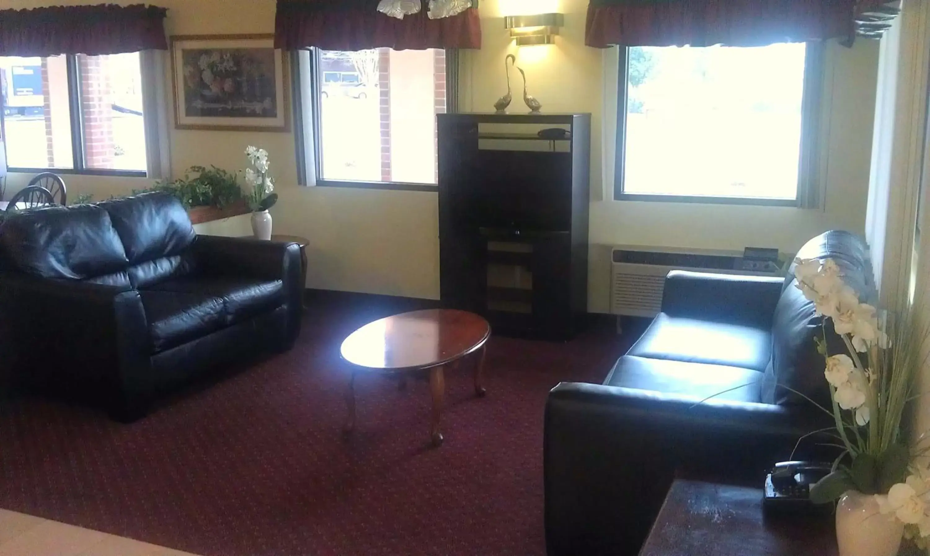 Lobby or reception, Seating Area in GuestHouse Inn Dothan