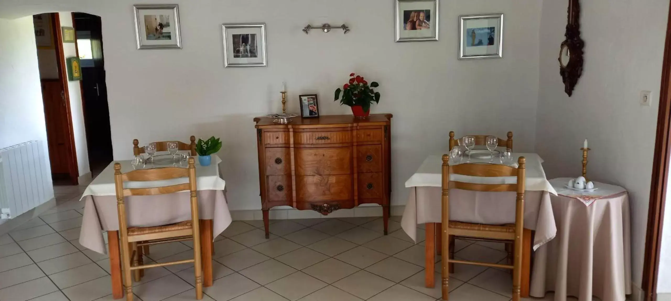 Dining area, Restaurant/Places to Eat in Auberge Le Champêtre