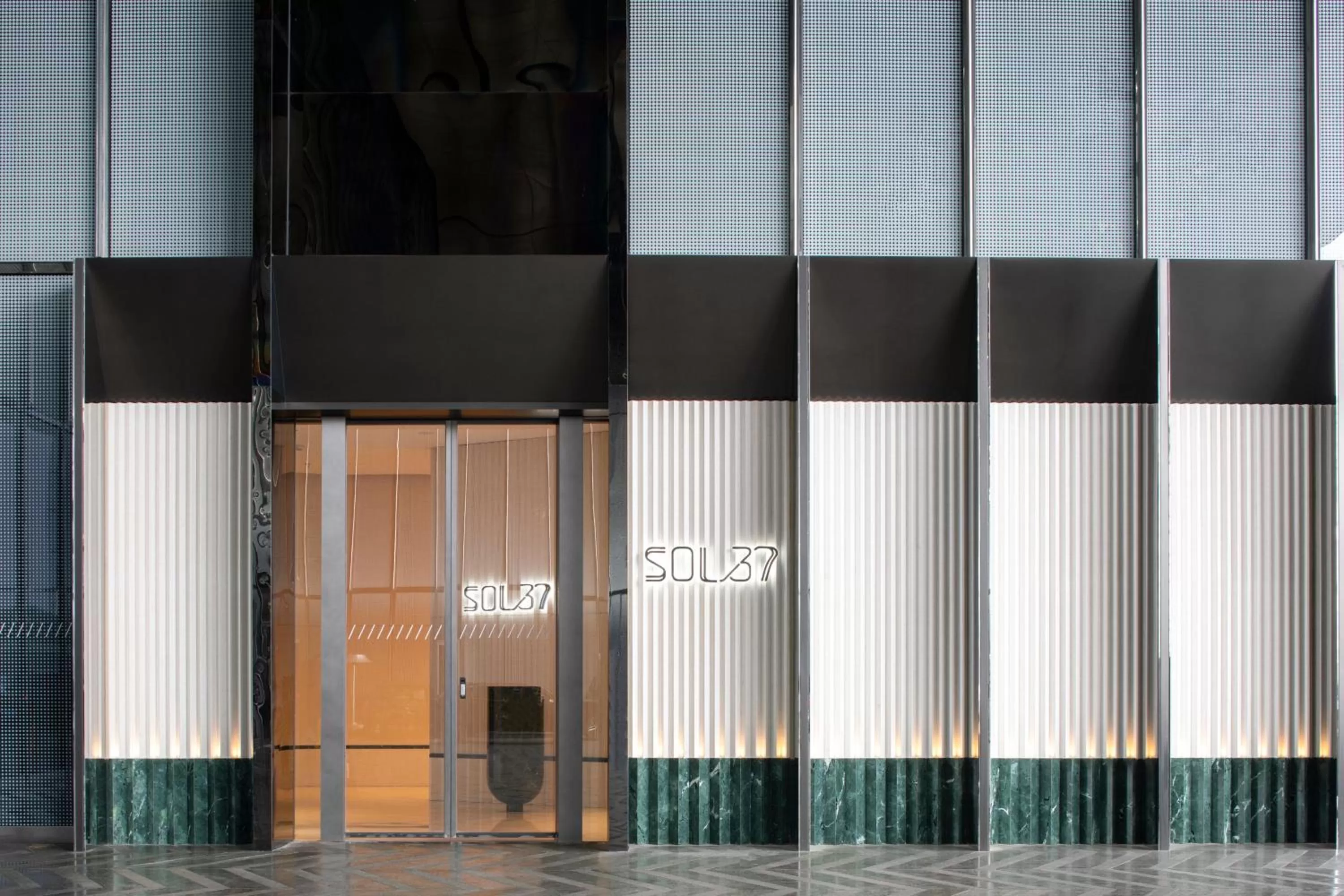 Restaurant/places to eat in W Suzhou - Jinji Lake