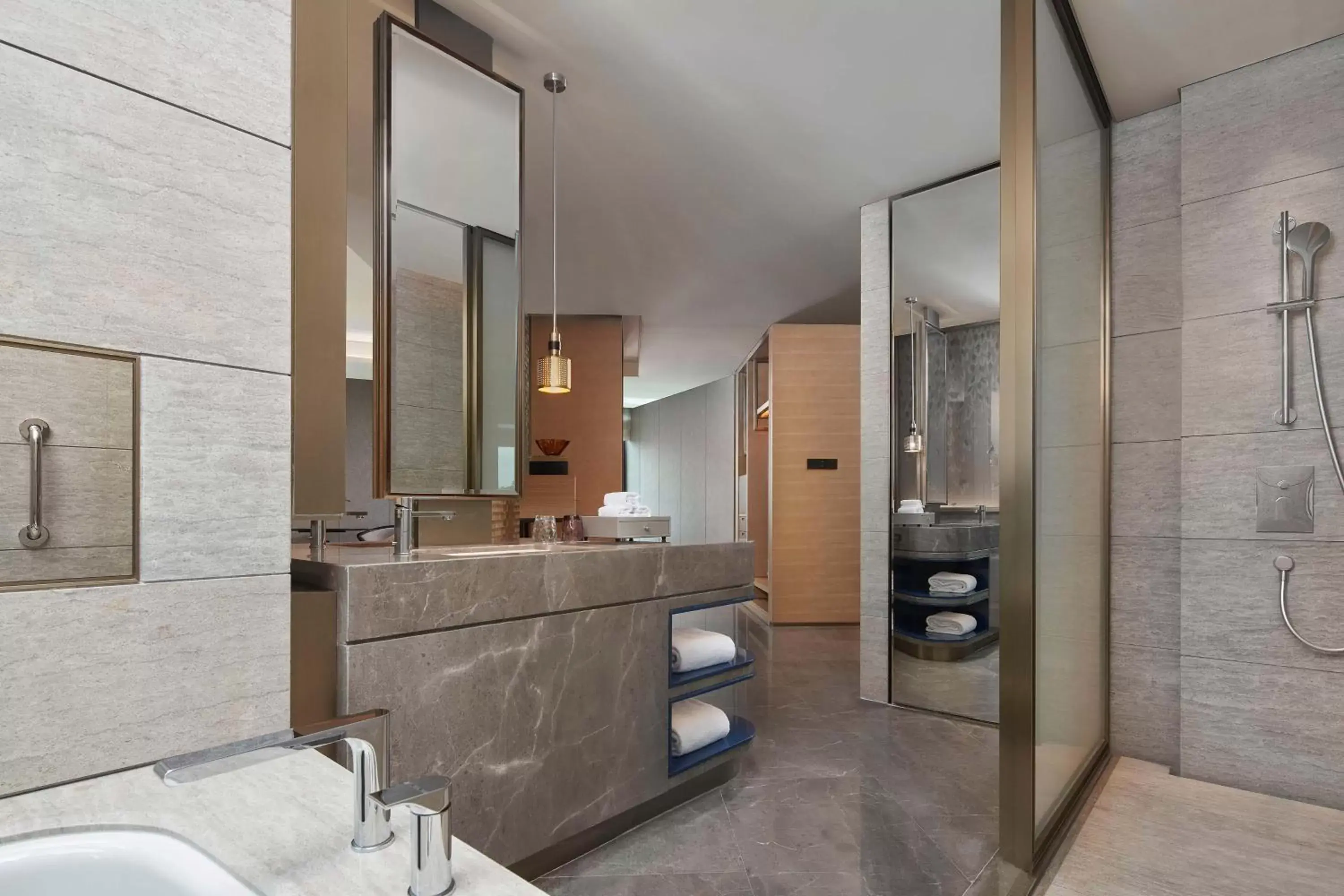 Bathroom in Sheraton Shenzhen Nanshan