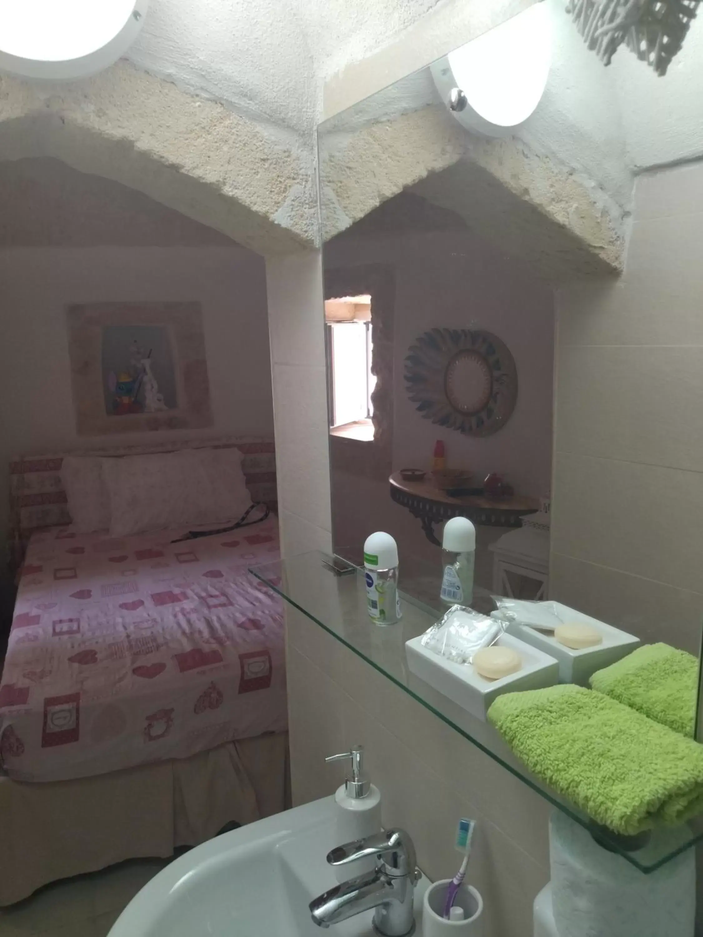 Bed, Bathroom in TRULLO CARMEN