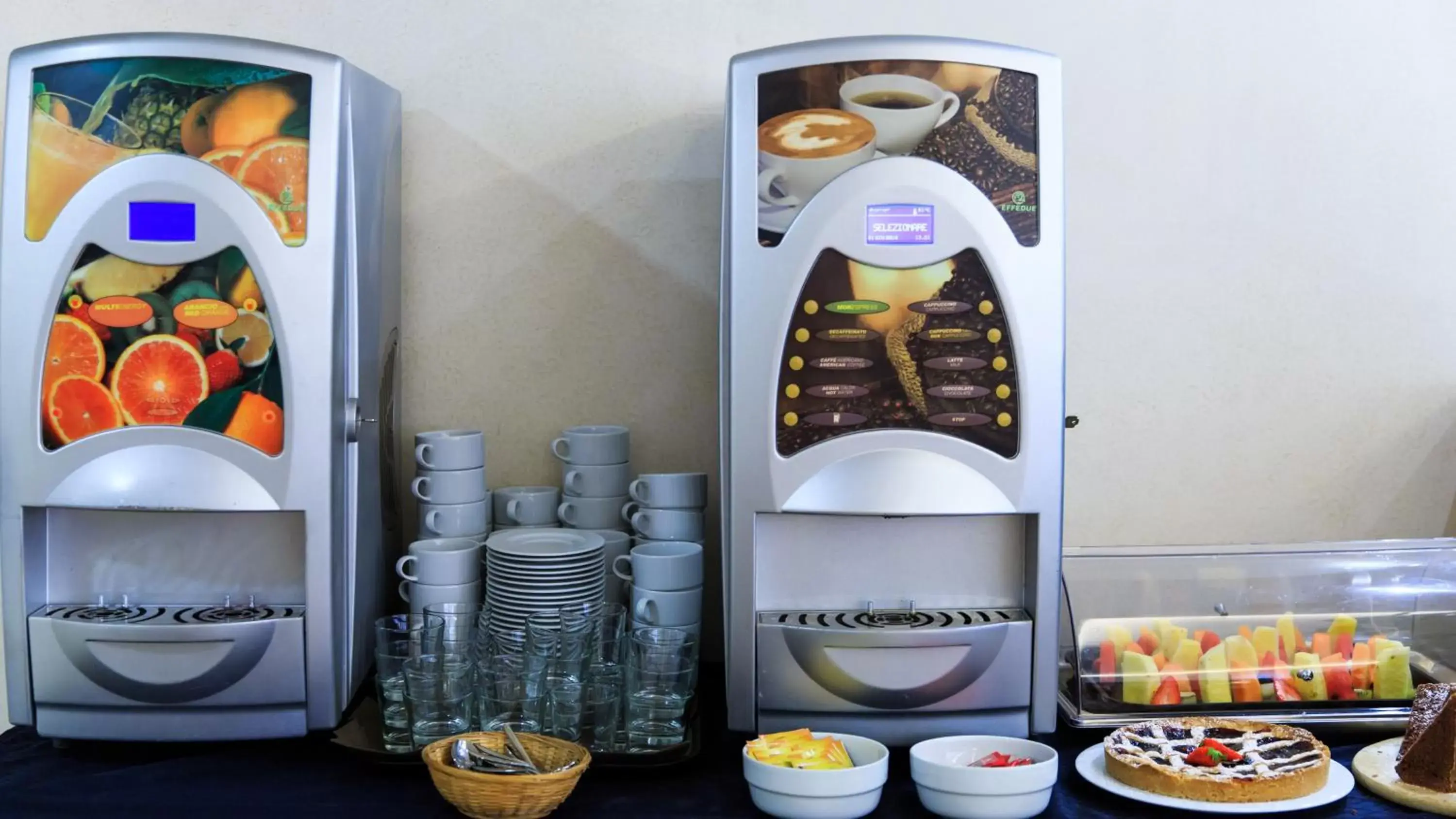 Food, Coffee/Tea Facilities in Hotel The Brand