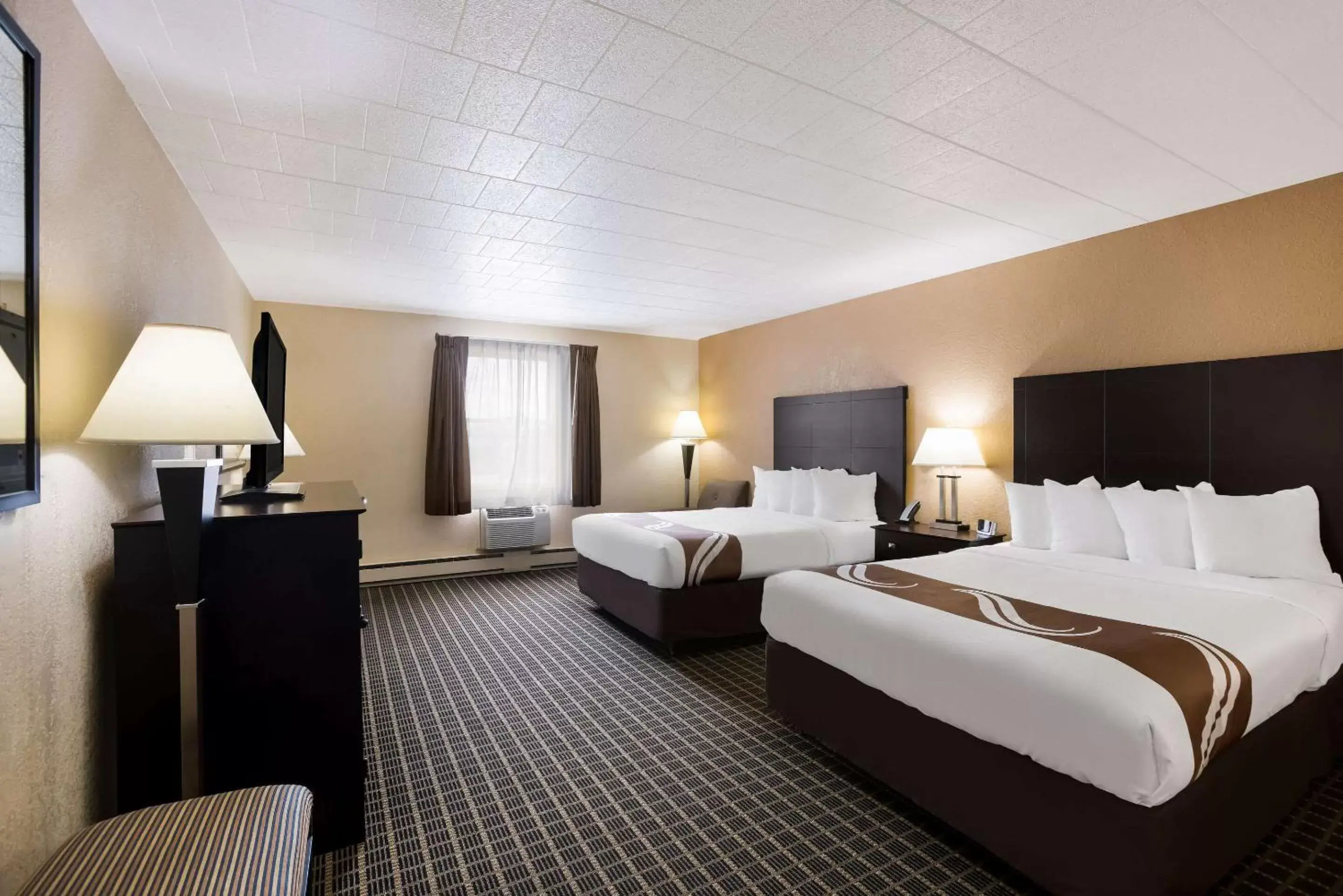 Bedroom in Quality Inn & Suites Big Rapids