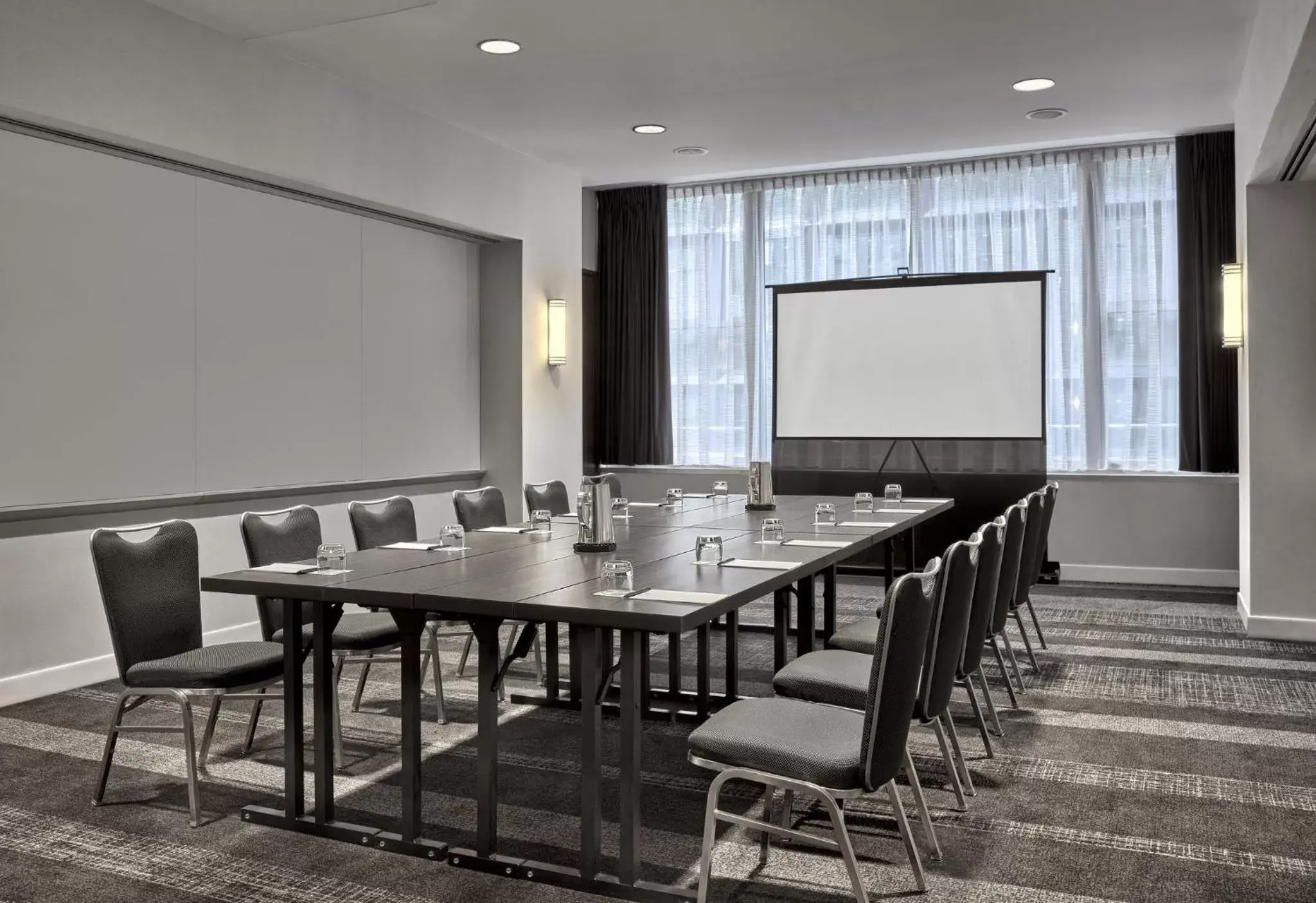 Meeting/conference room in Loews Philadelphia Hotel