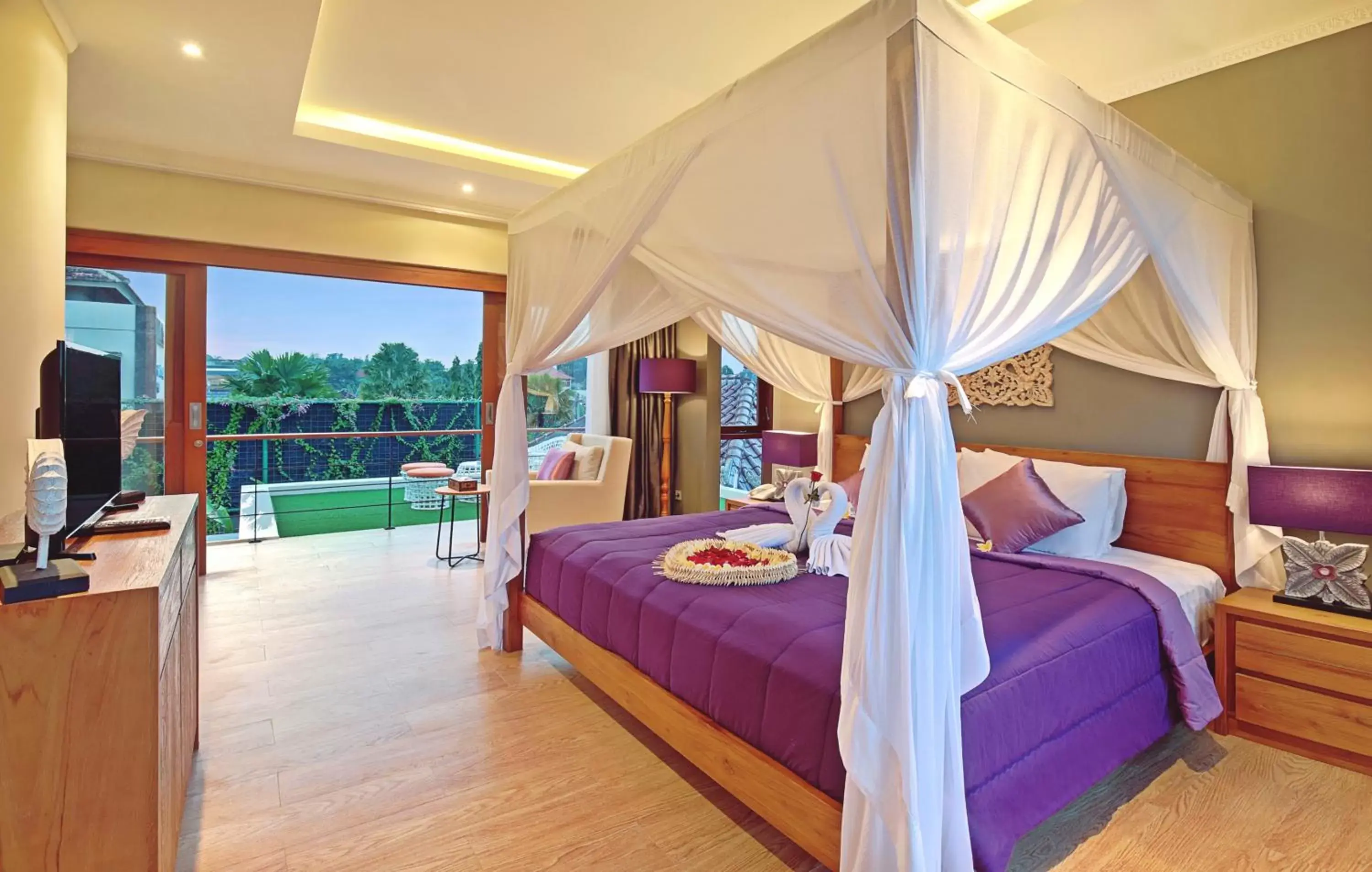 Bed in Kubu GWK Resort