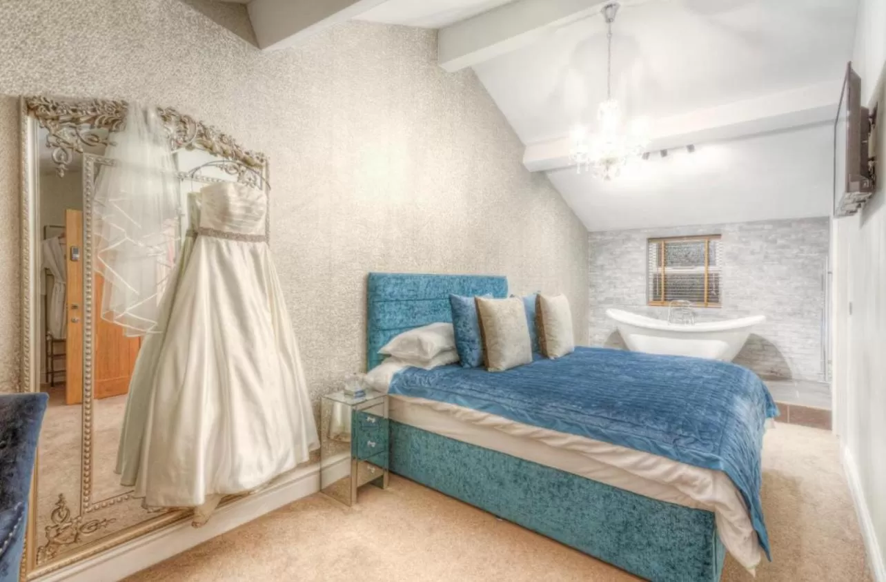 Bed in The George Wright Boutique Hotel, Bar & Restaurant