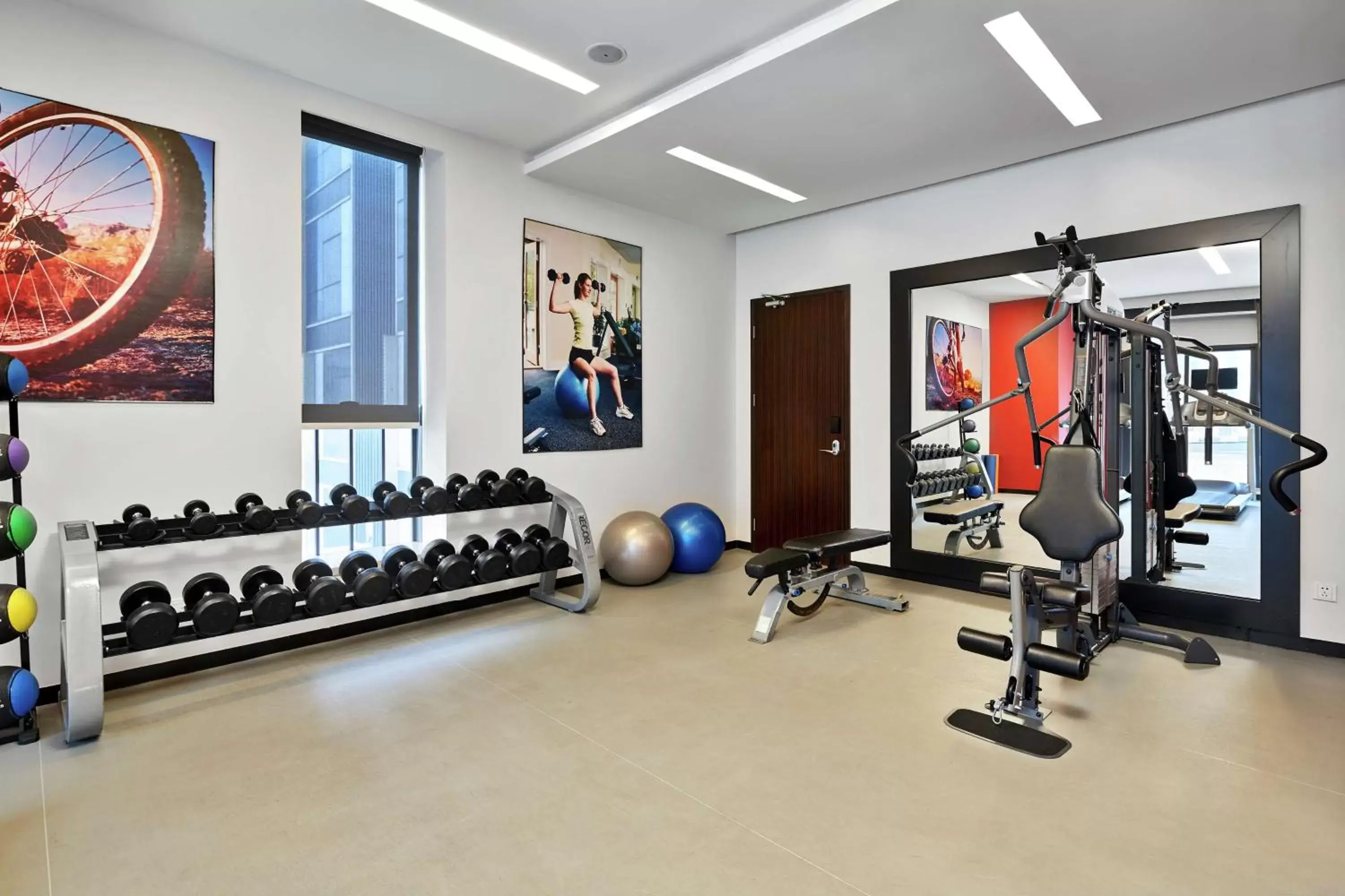 Fitness centre/facilities, Fitness Center/Facilities in Hilton Garden Inn Shenzhen Bao'an