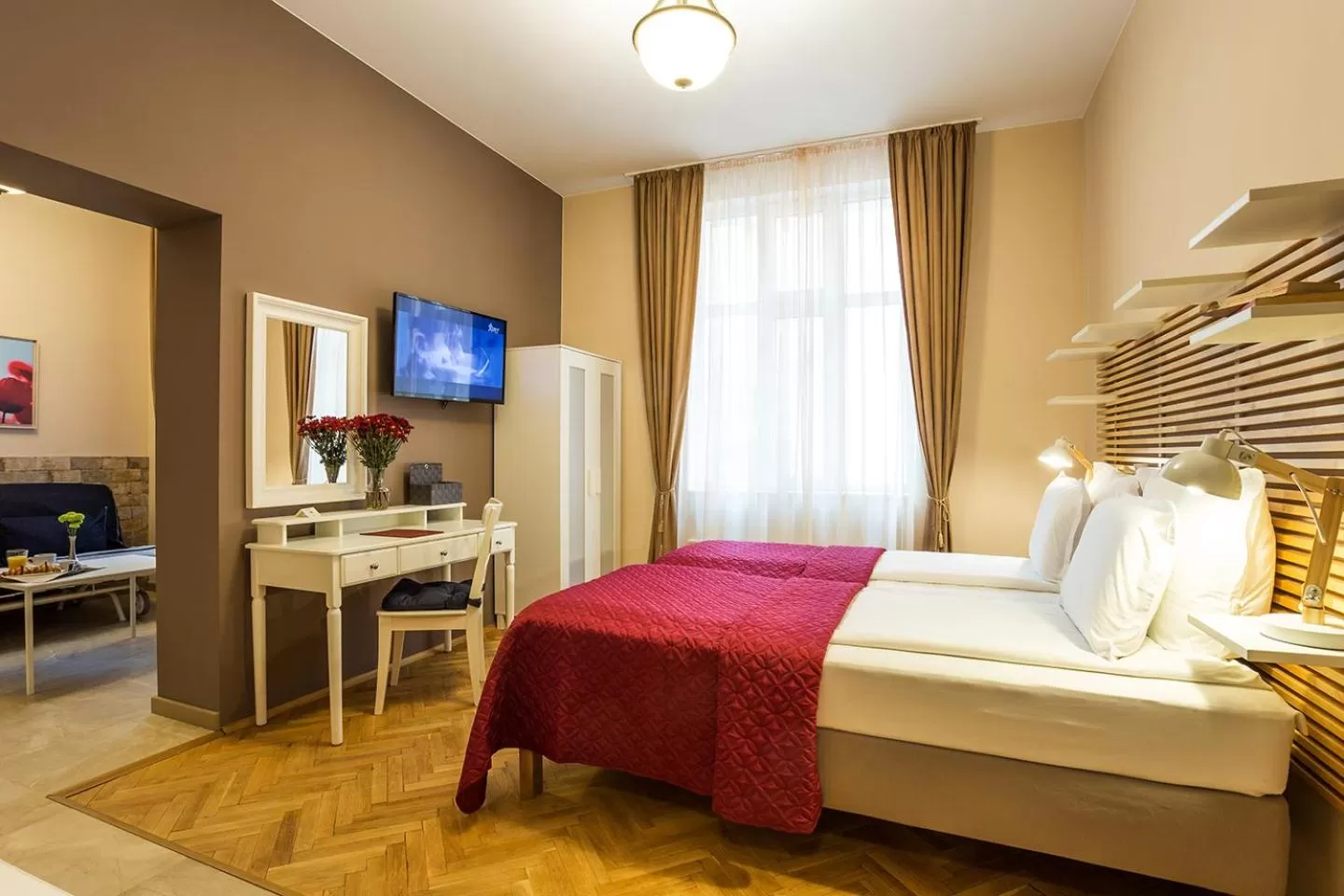 TV and multimedia, Bed in Sofia Place Hotel by HMG