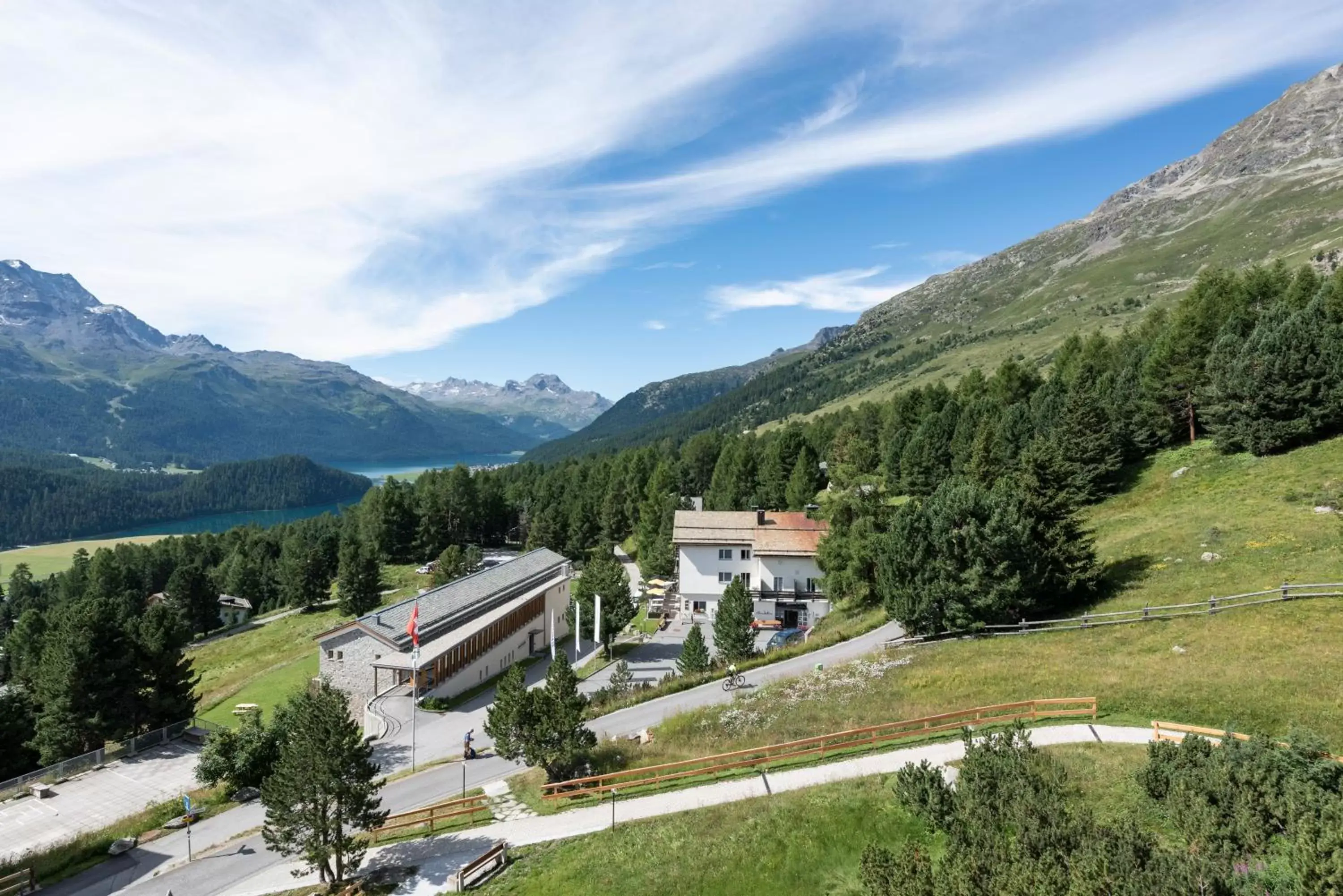 Neighbourhood, Bird's-eye View in Berghotel Randolins