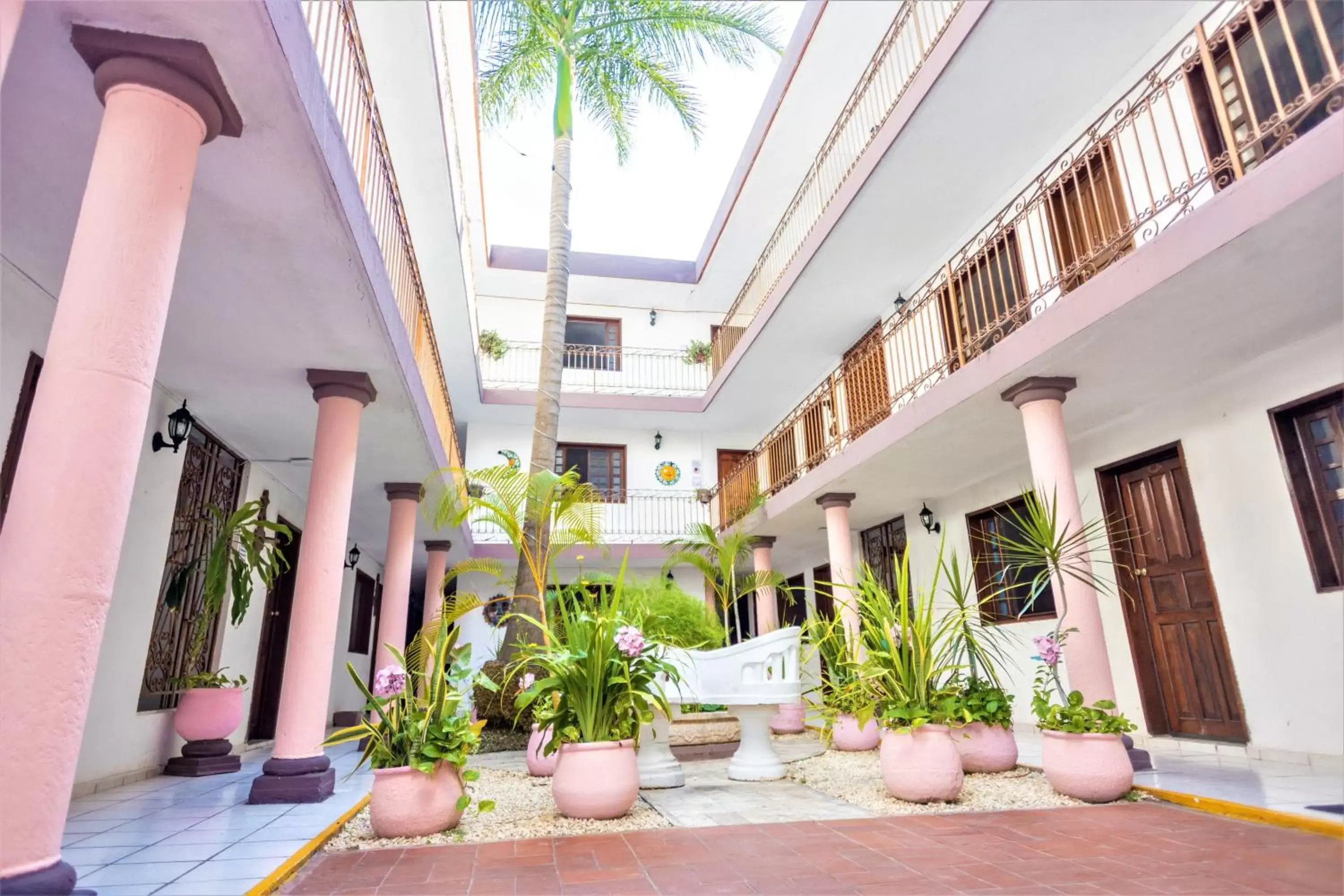 Patio in Hotel Santa Lucía