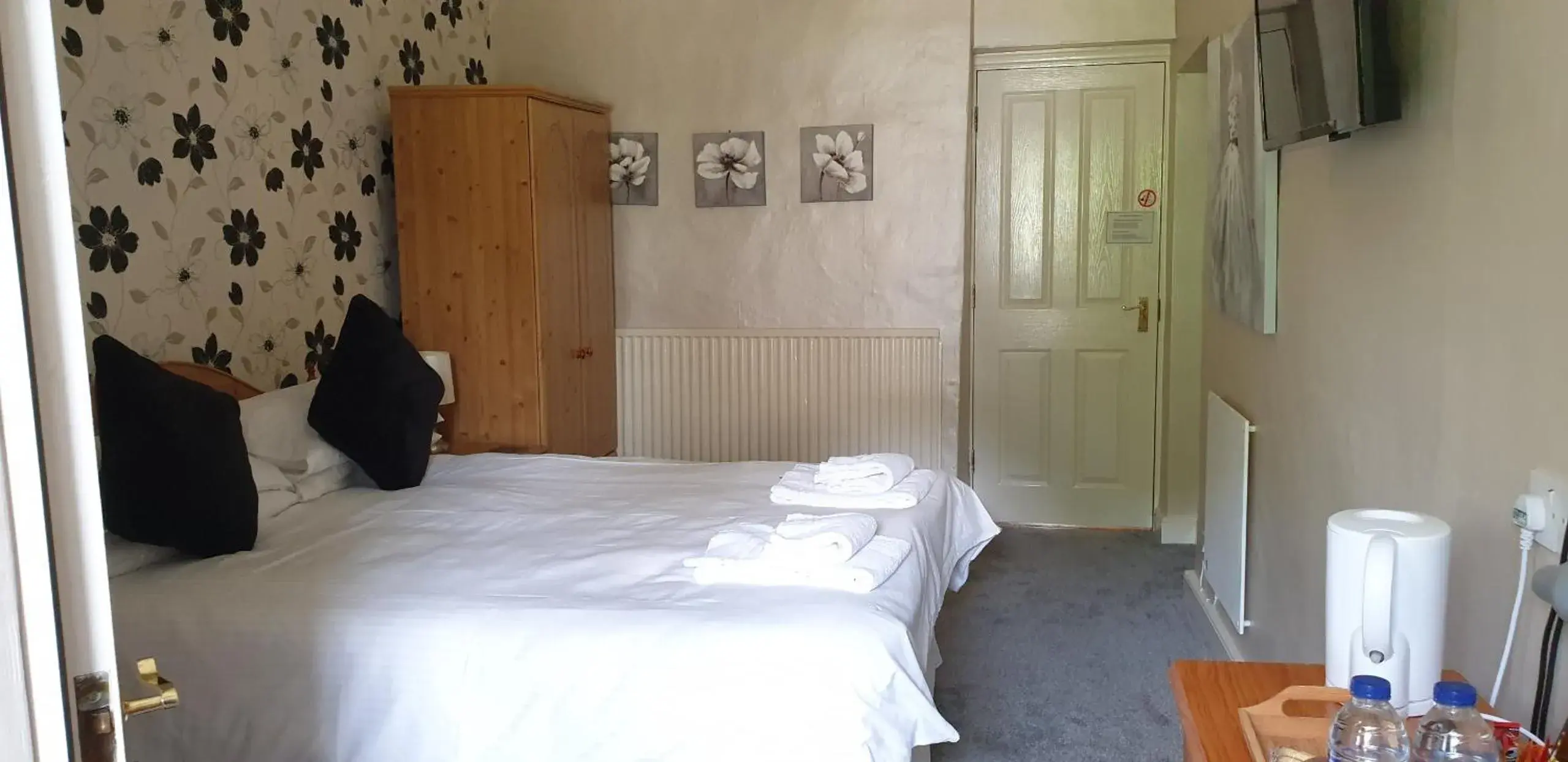Double Room with Private Bathroom in George Washington Inn