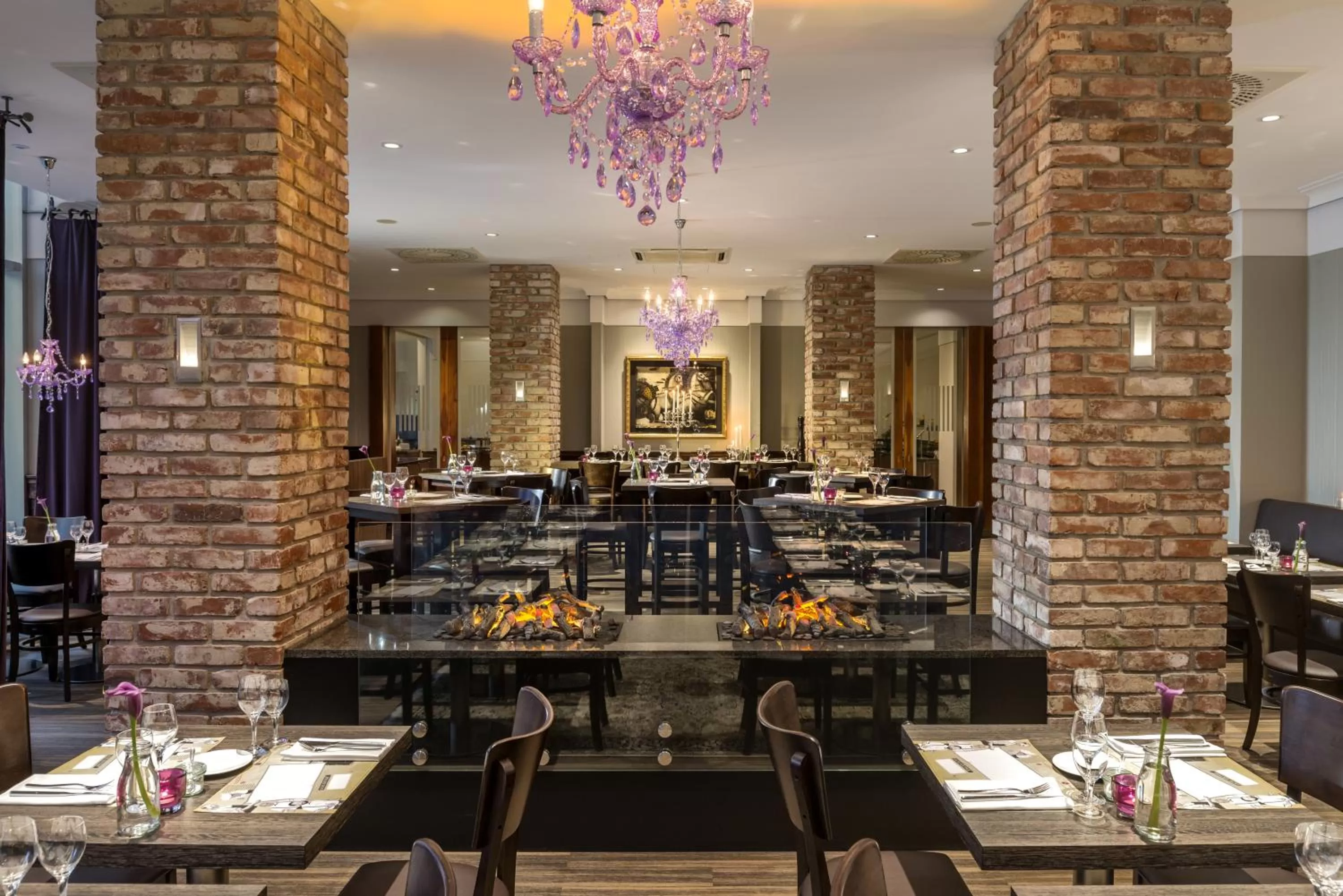 Restaurant/places to eat in Dorint Kongresshotel Düsseldorf/Neuss