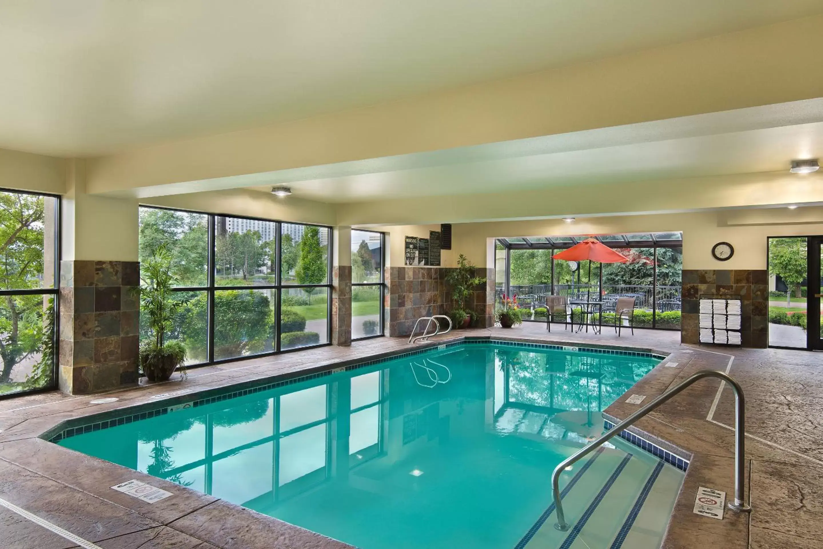 Swimming pool in Oxford Suites Spokane Downtown Swimming pool in Oxford Suites Spokane Downtown