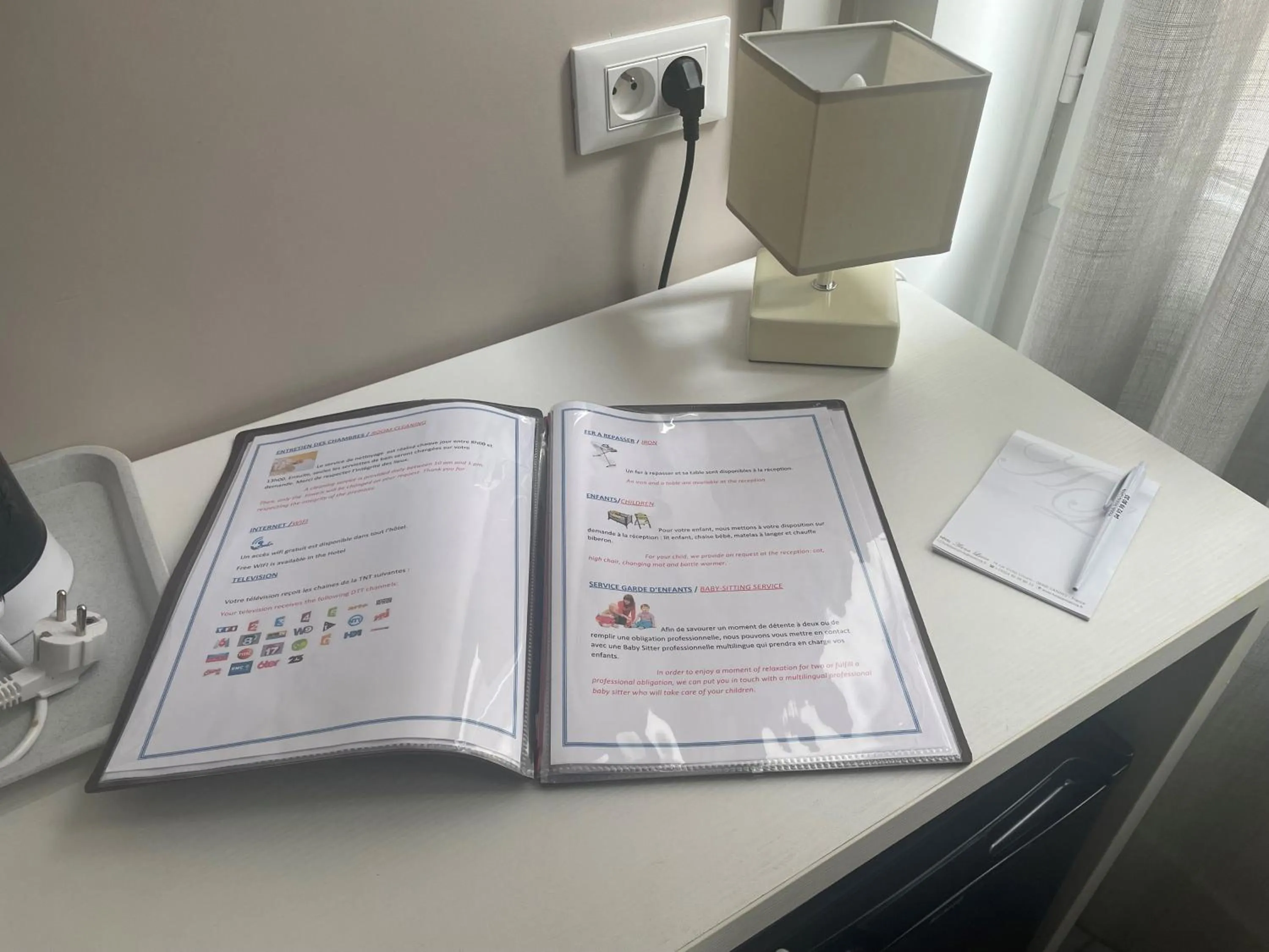 Bedroom in Hôtel Anna Livia