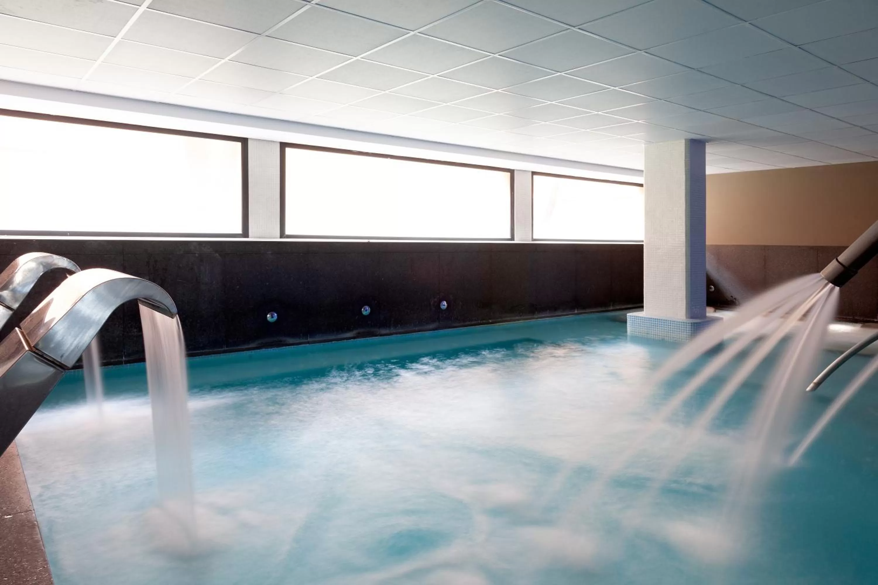 Swimming pool in Montanyà