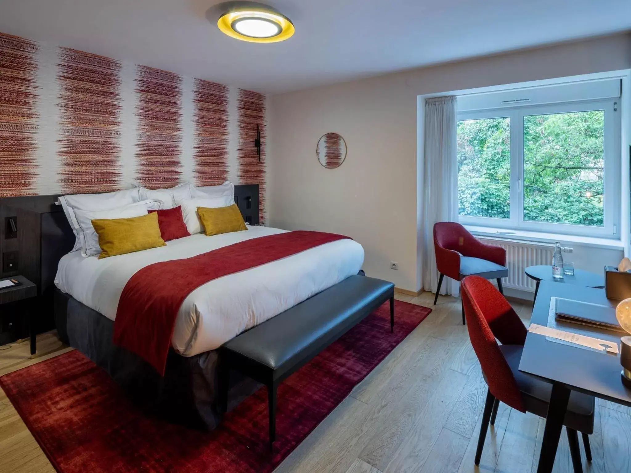 Bedroom, Bed in Garrigae Villa La Florangerie - Hôtel - Piscine & SPA inclus