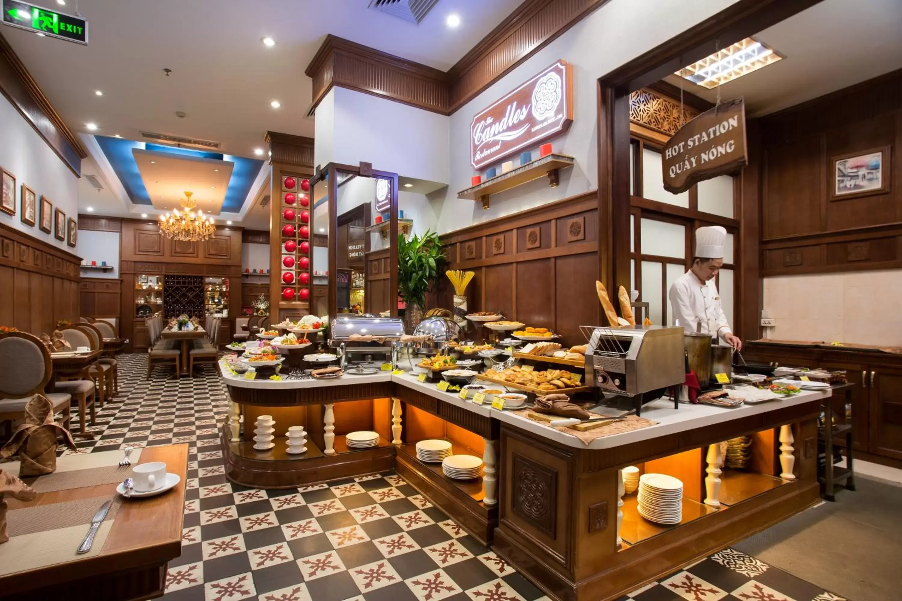 Buffet breakfast, Restaurant/Places to Eat in Hanoi Pearl Hotel