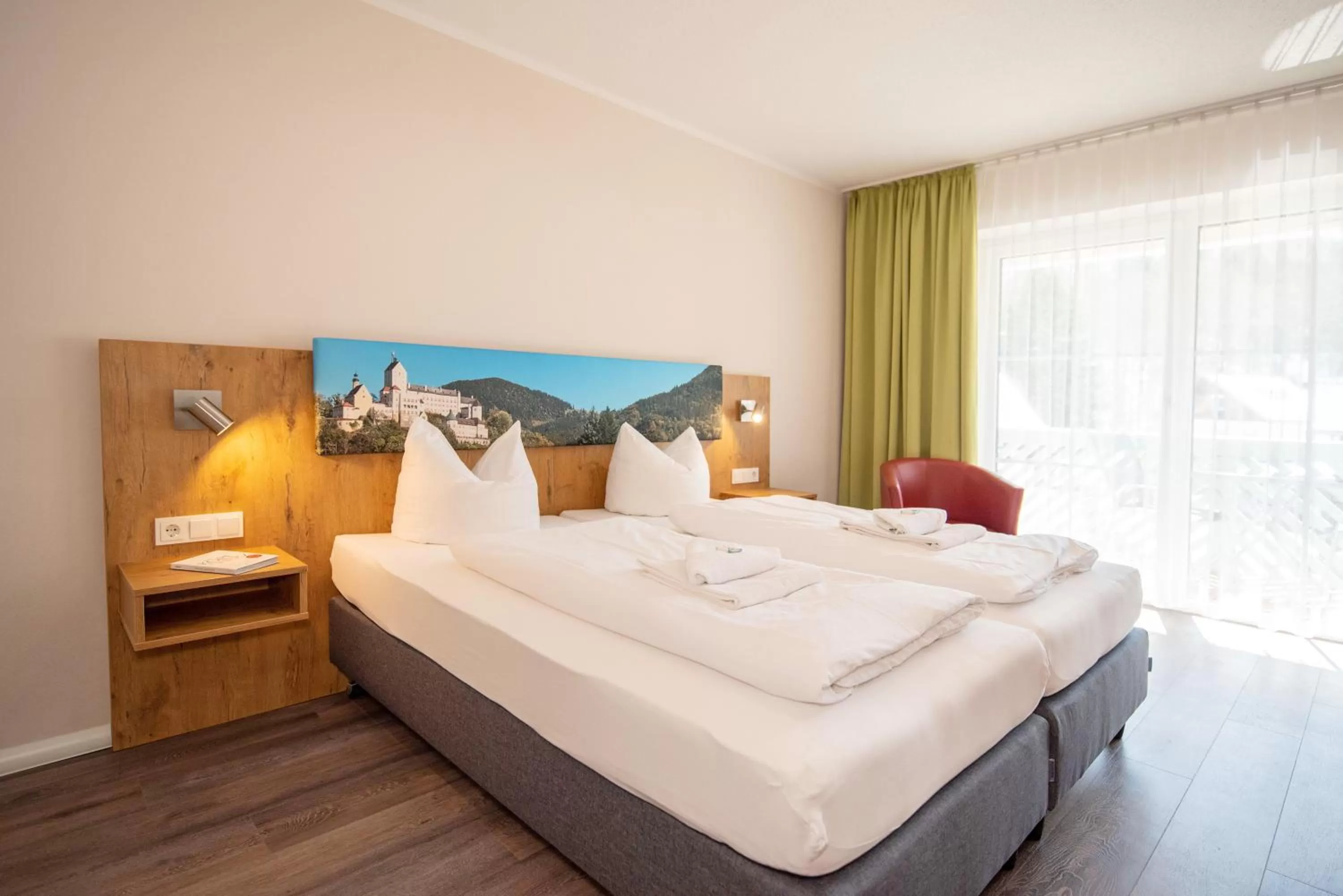 Bedroom, Bed in Hotel Hohenaschau