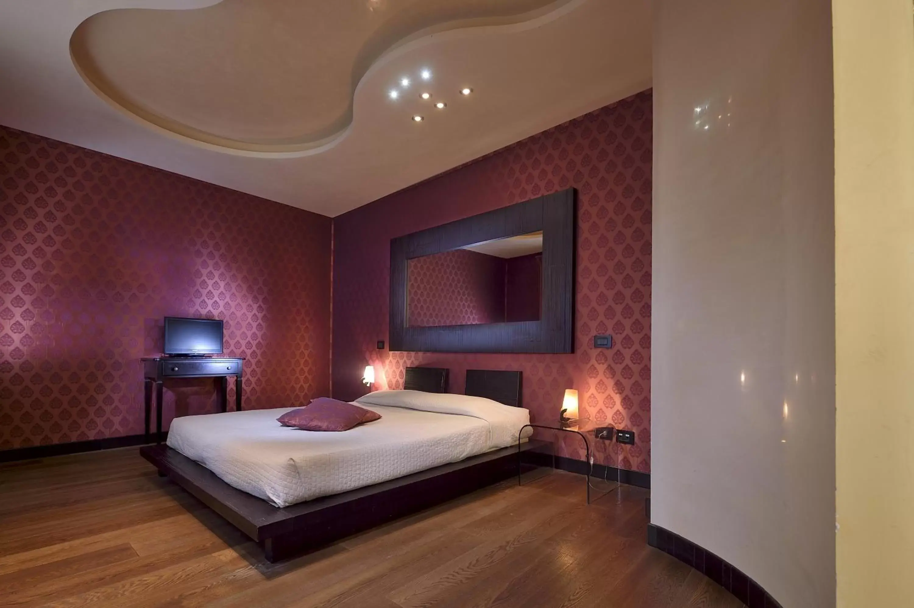 Photo of the whole room, Bed in Abbazia De Luxe