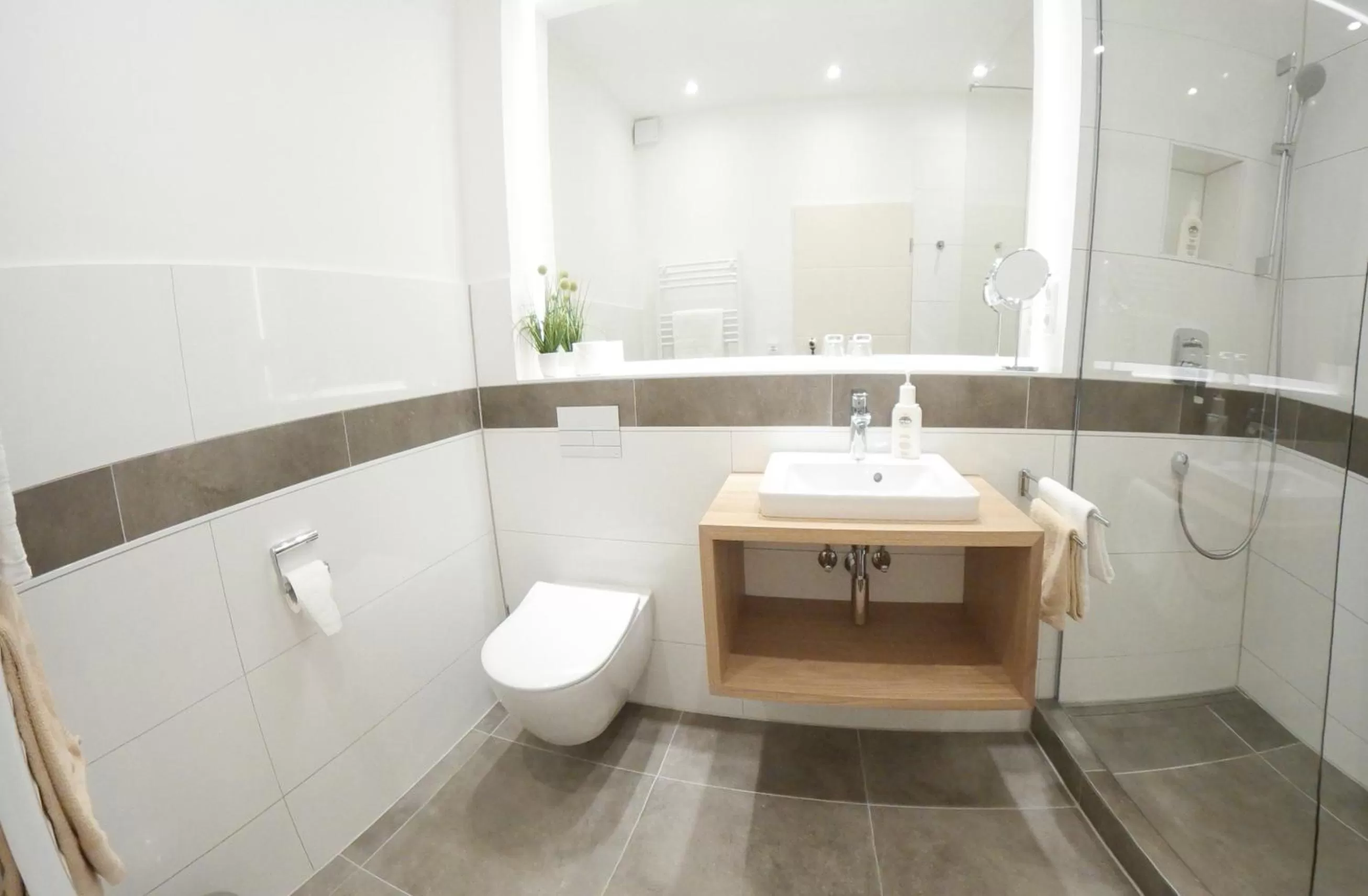 Bathroom in Hotel zum Kuhhirten