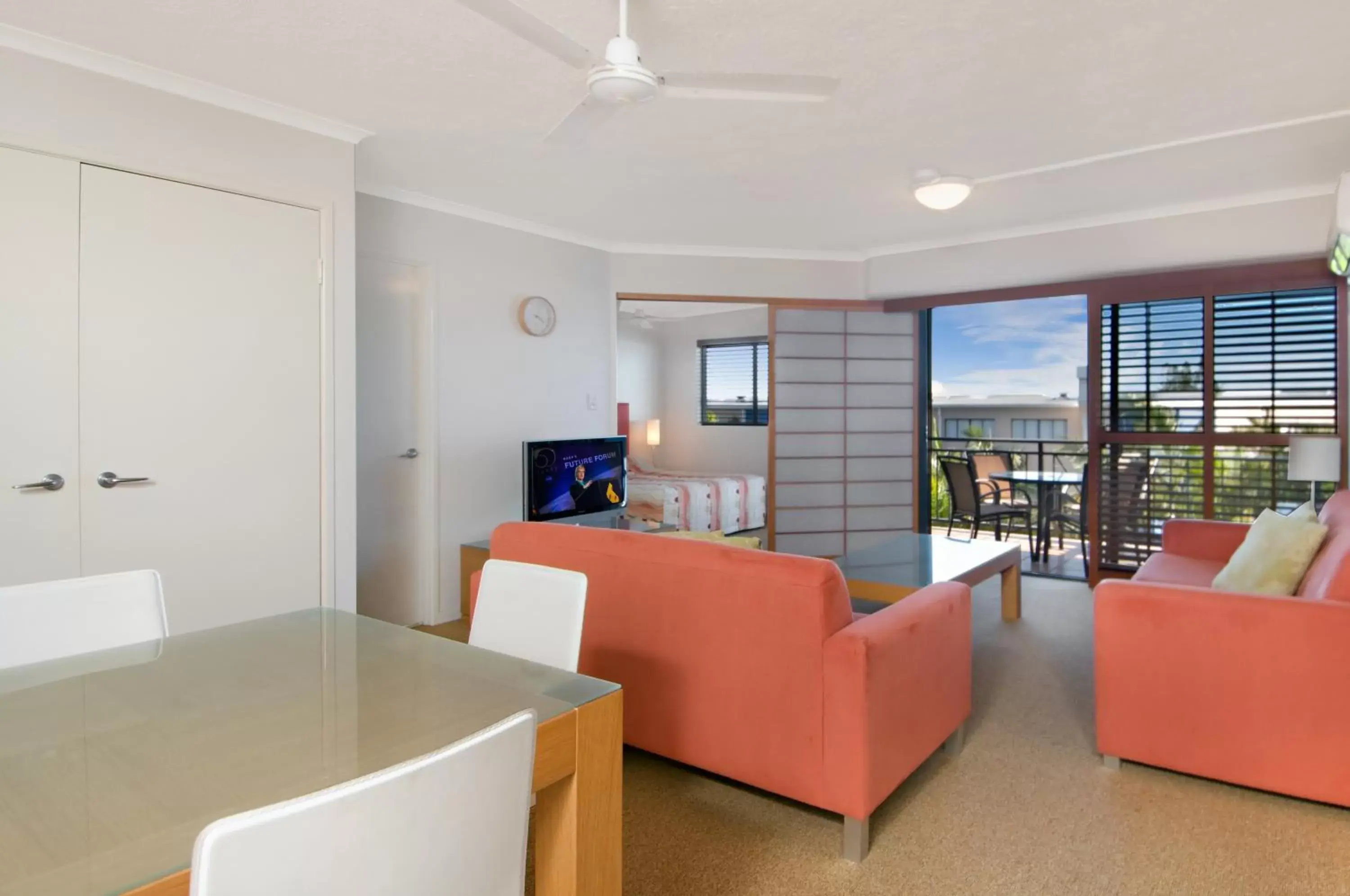 Living room, Seating Area in Portobello By The Sea