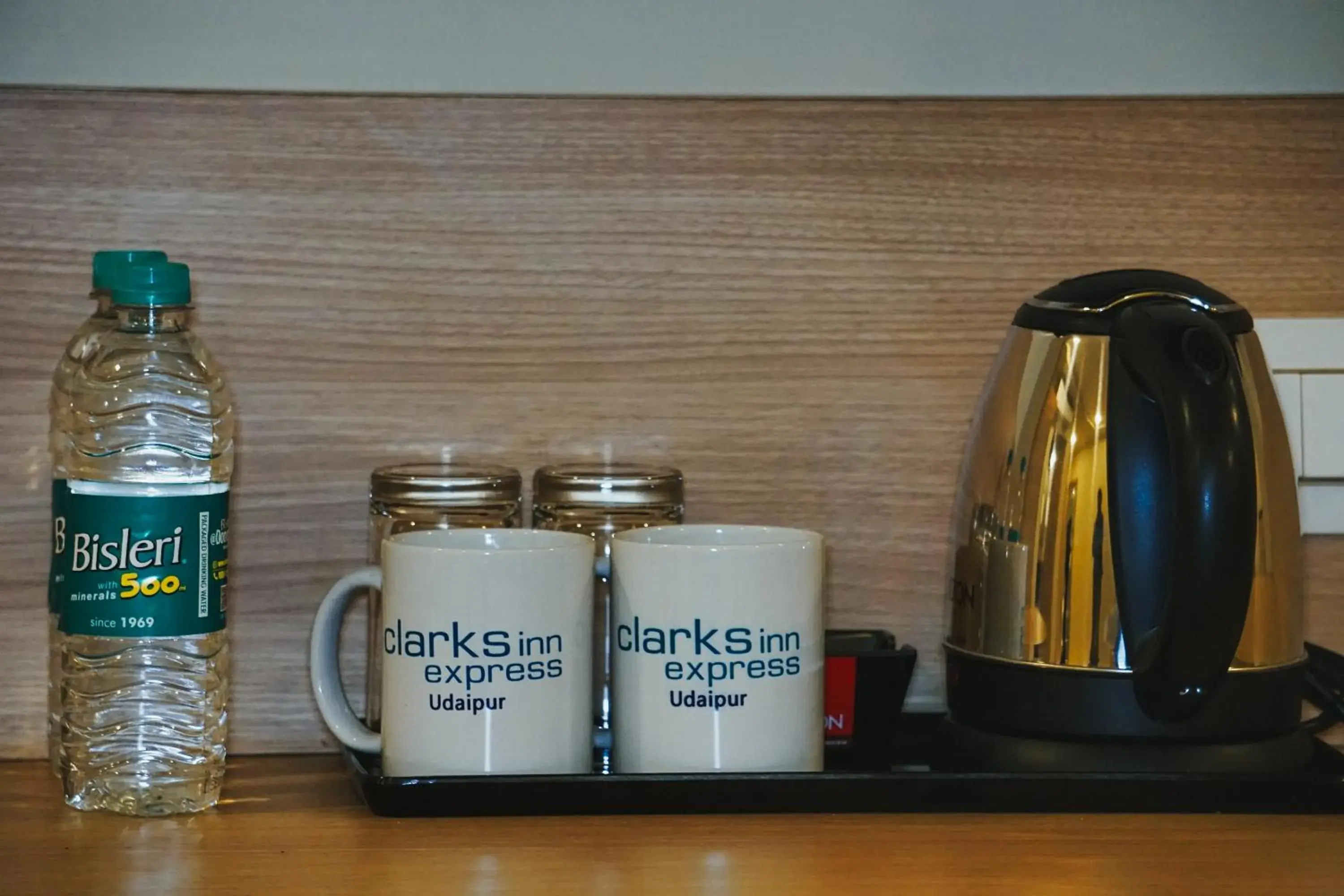 Coffee/tea facilities in Clarks Inn Express Udaipur