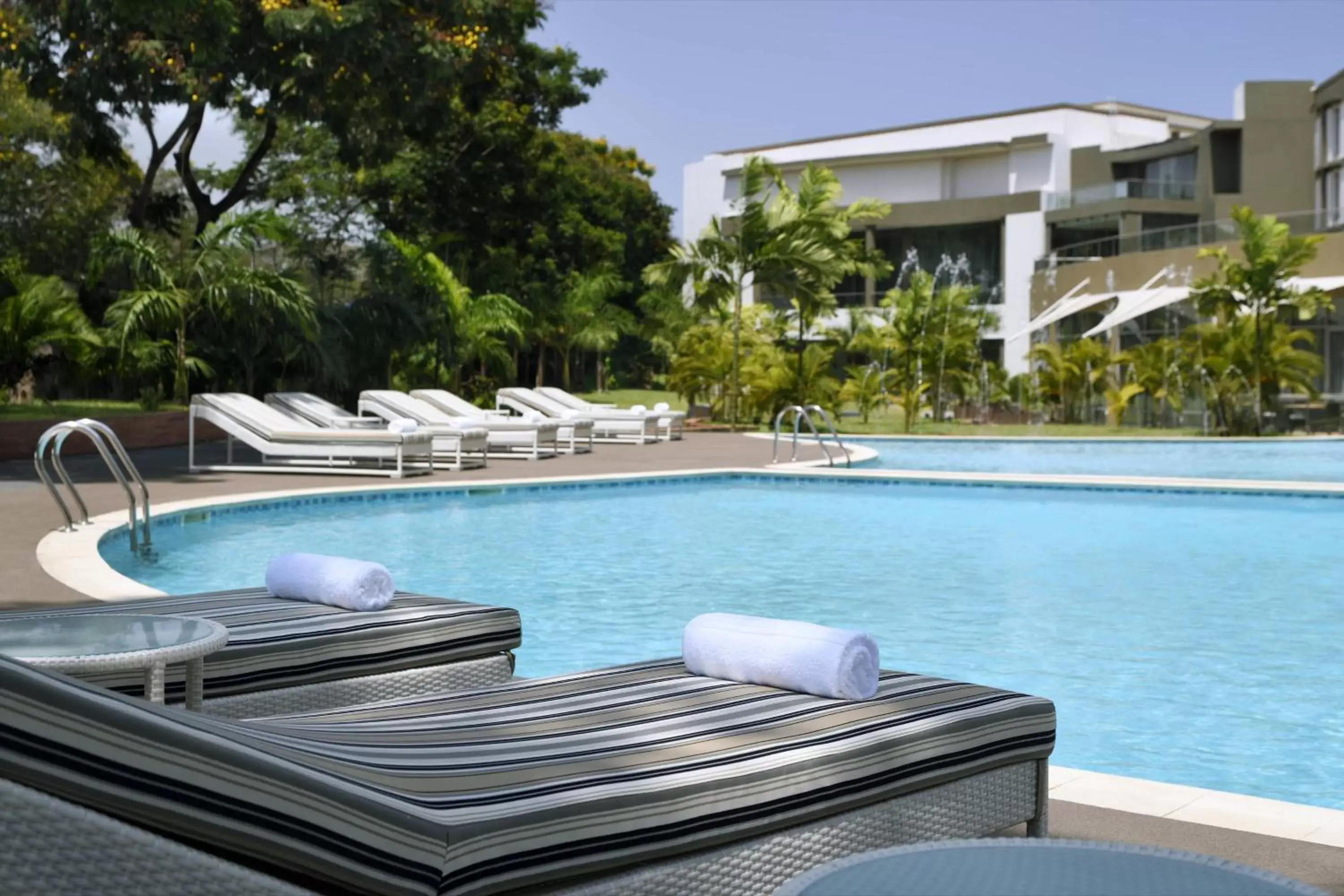 Swimming Pool in Accra Marriott Hotel