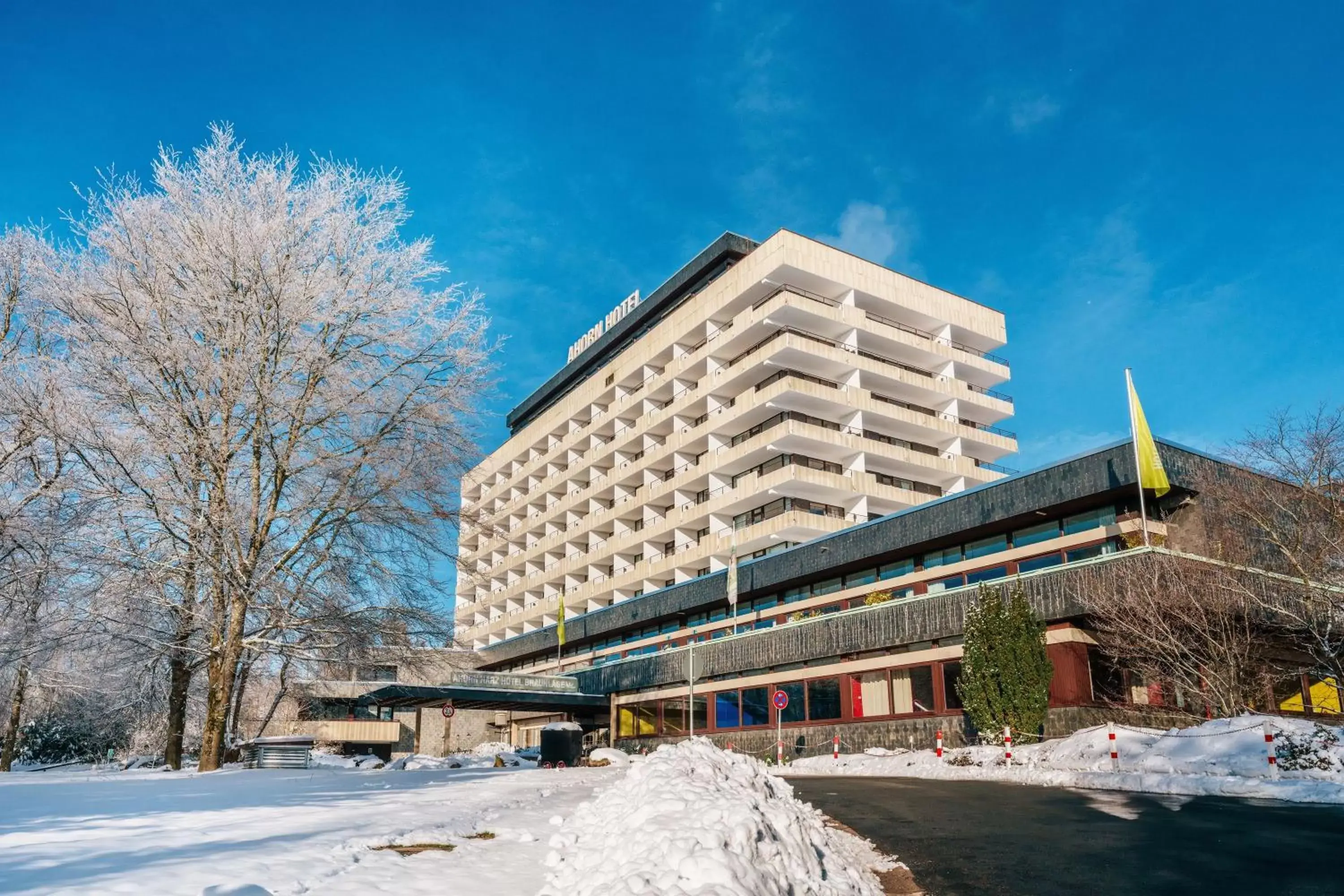 Facade/entrance, Winter in AHORN Harz Hotel Braunlage