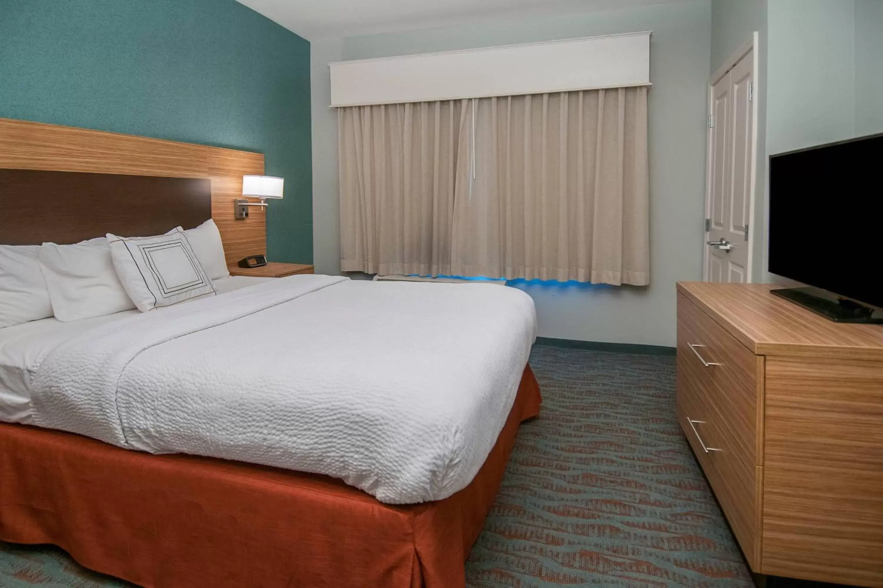 Bedroom, Bed in TownePlace Suites by Marriott Vidalia Riverfront
