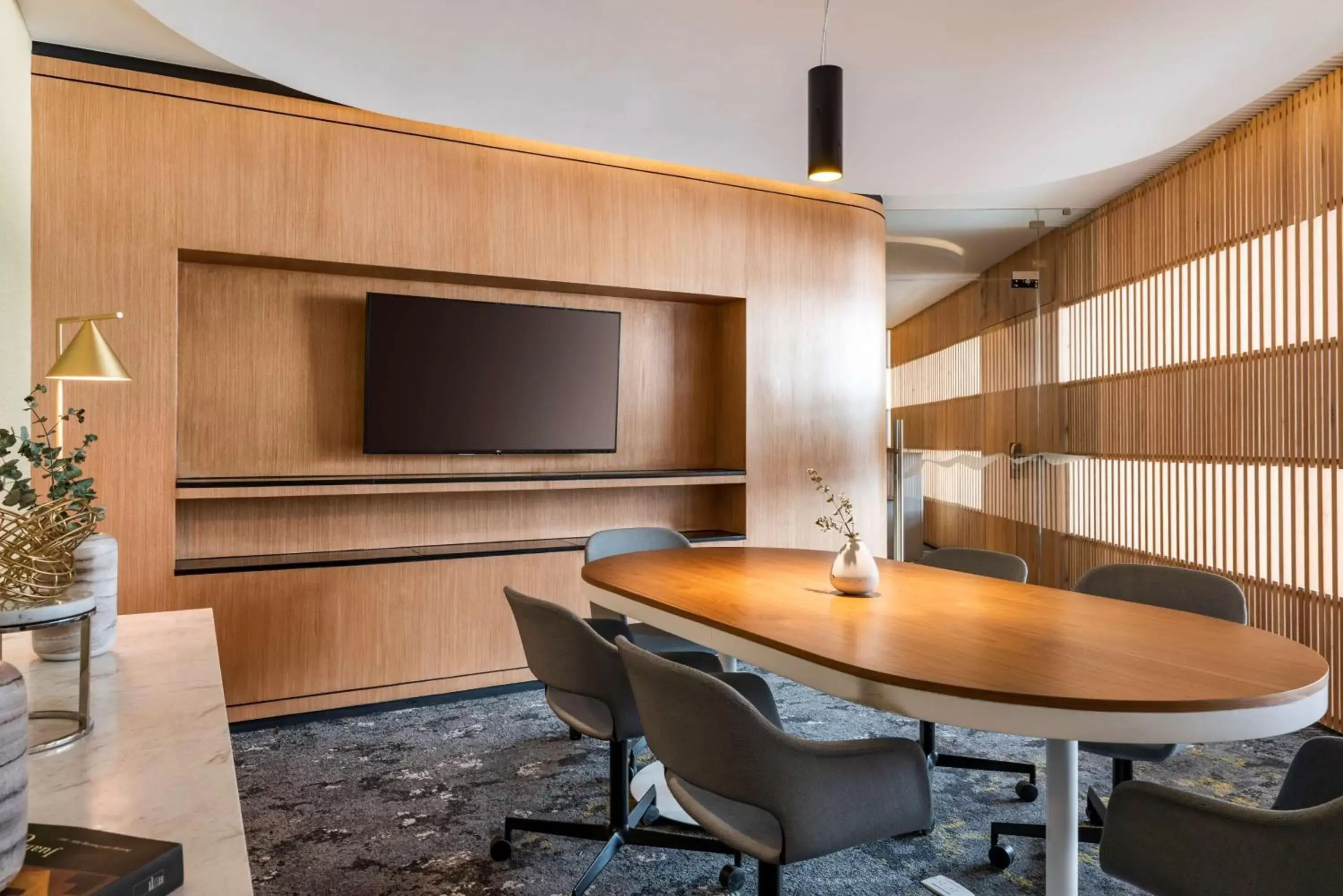 Meeting/conference room, TV/Entertainment Center in Andaz Mexico City Condesa - A Concept by Hyatt