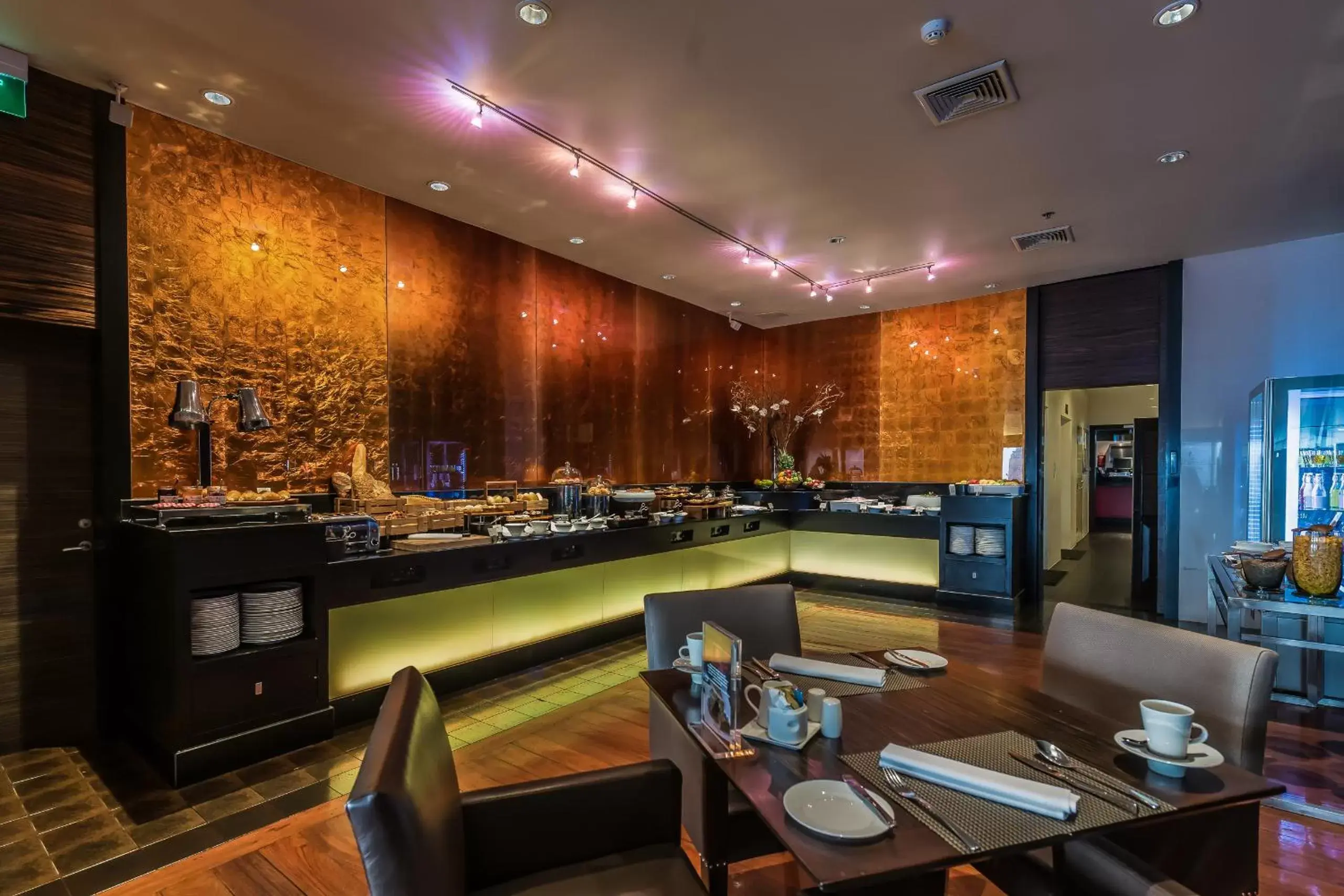 Lounge or bar, Restaurant/Places to Eat in The Landmark Bangkok - SHA Extra Plus
