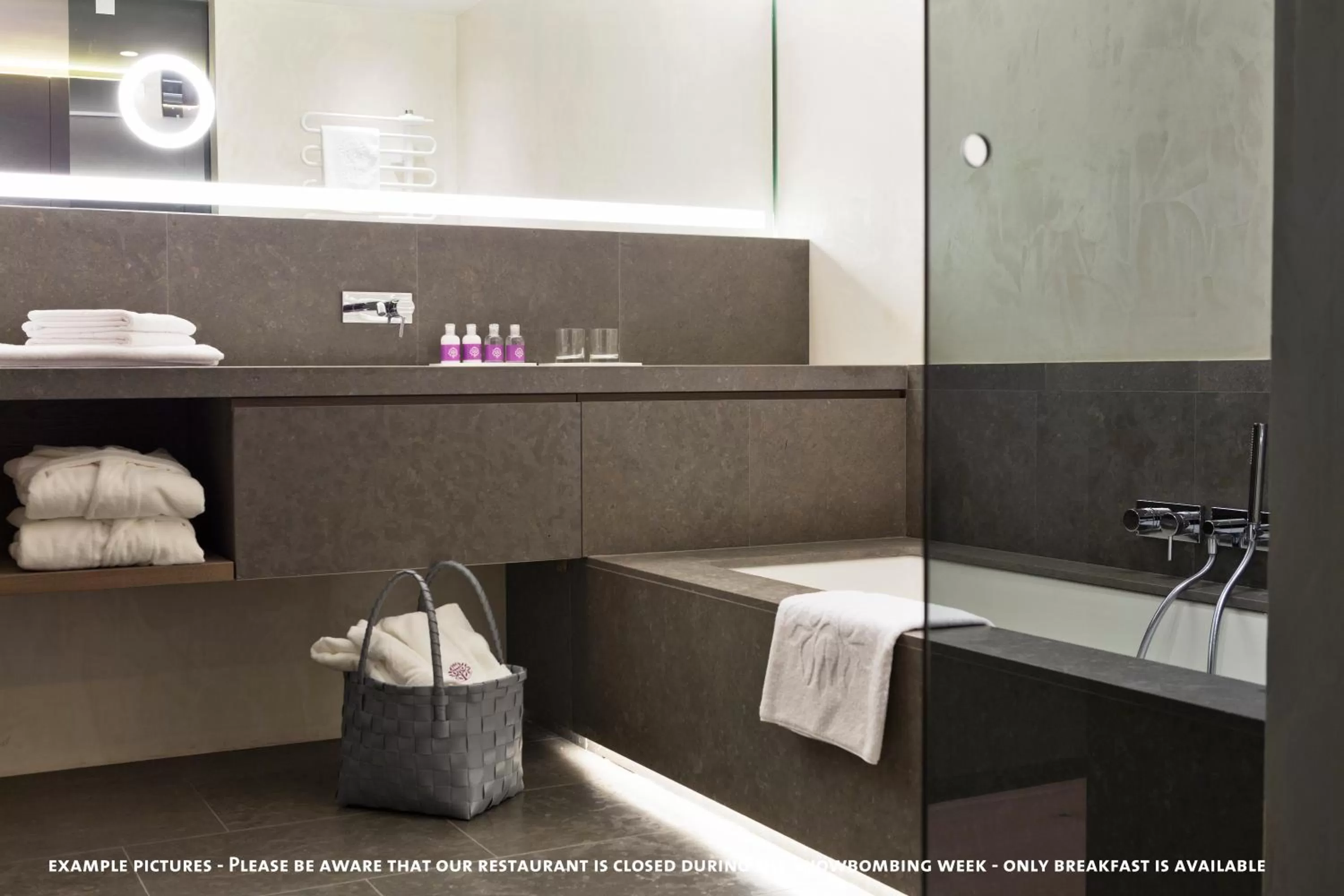 ElisabethHotel Premium Private Retreat- Adults only