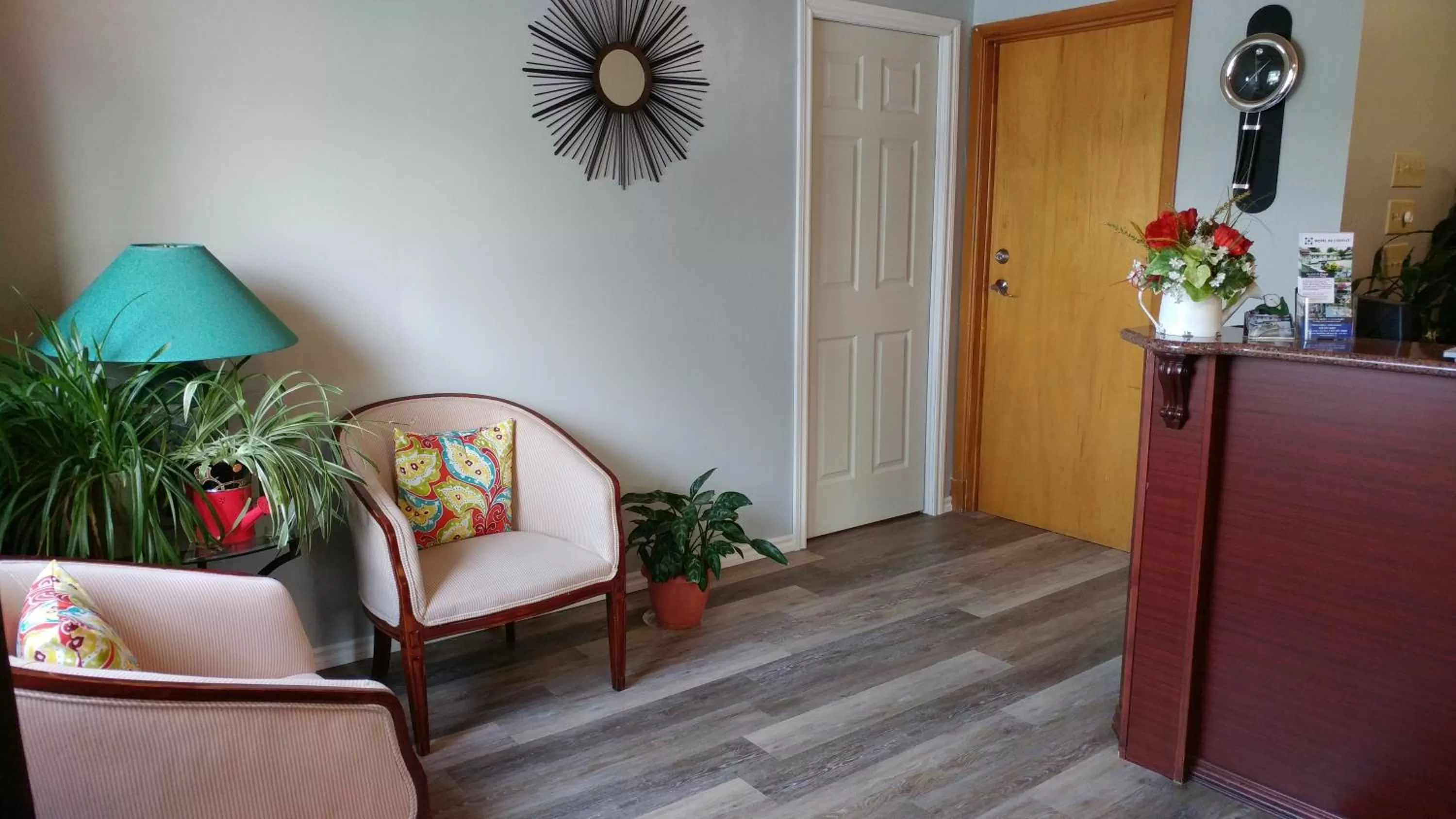 Lobby or reception in Motel de l'Outlet