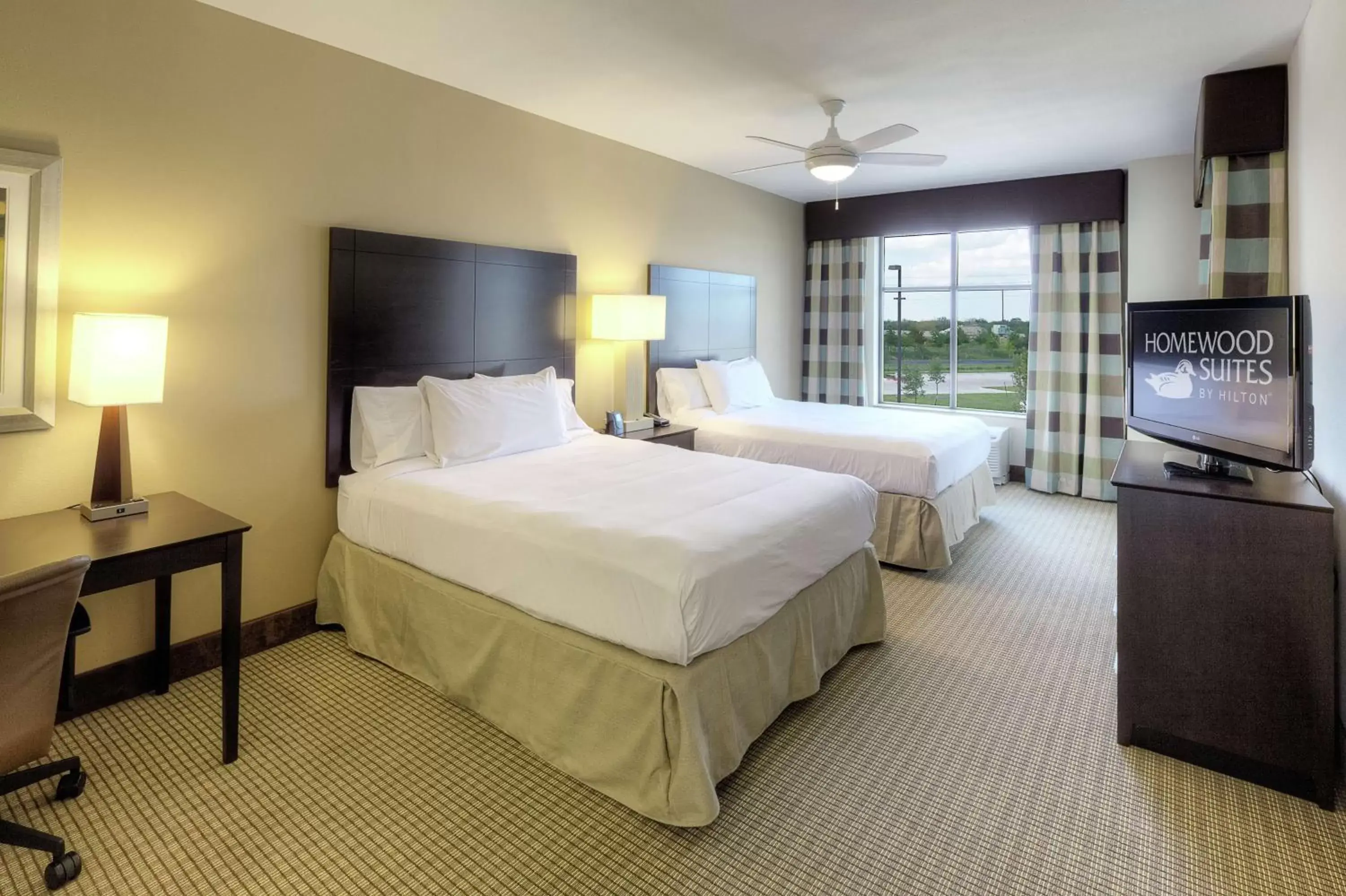 Bedroom, Bed in Homewood Suites by Hilton Victoria