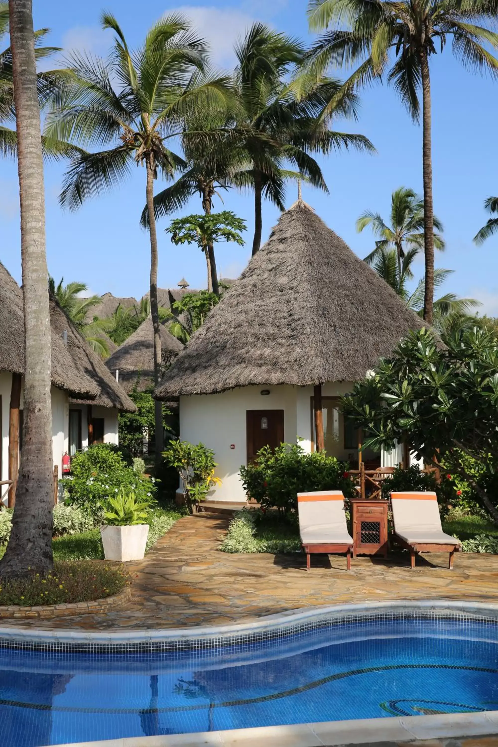 Swimming Pool in Sultan Sands Island Resort