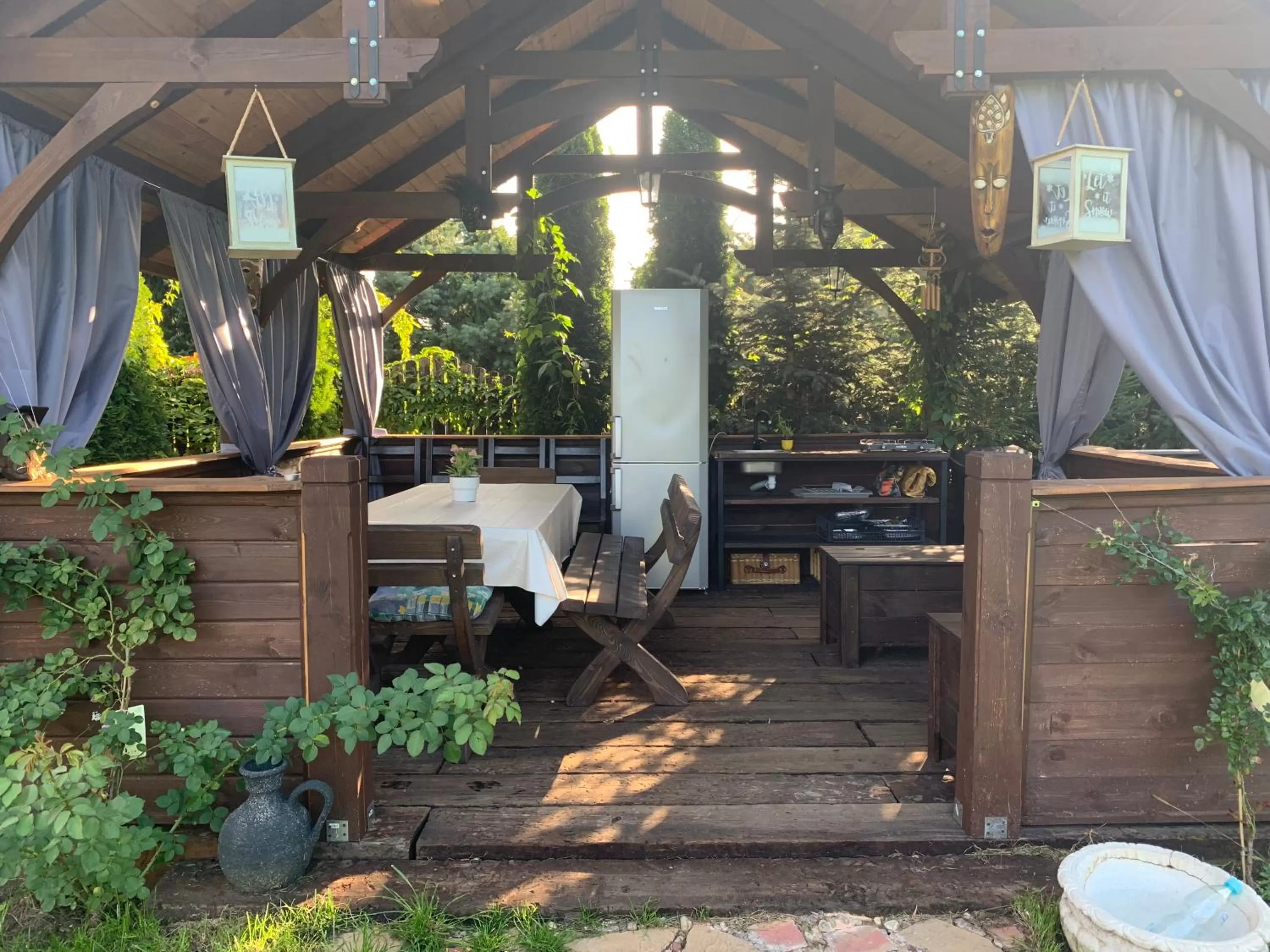 Patio, Restaurant/Places to Eat in Pokoje Gościnne Magnolia Rooms