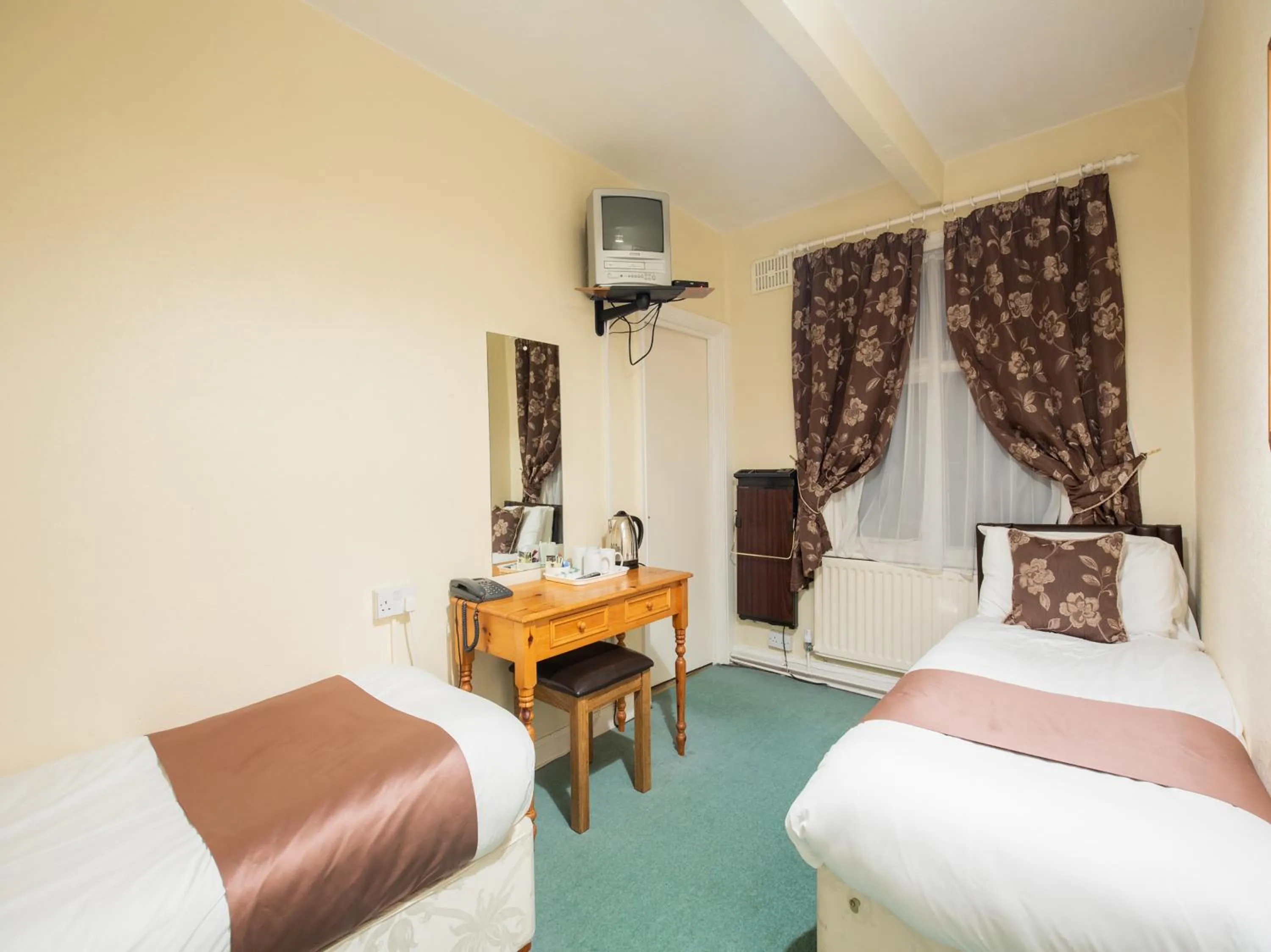 Bed in Wincham Hall Hotel