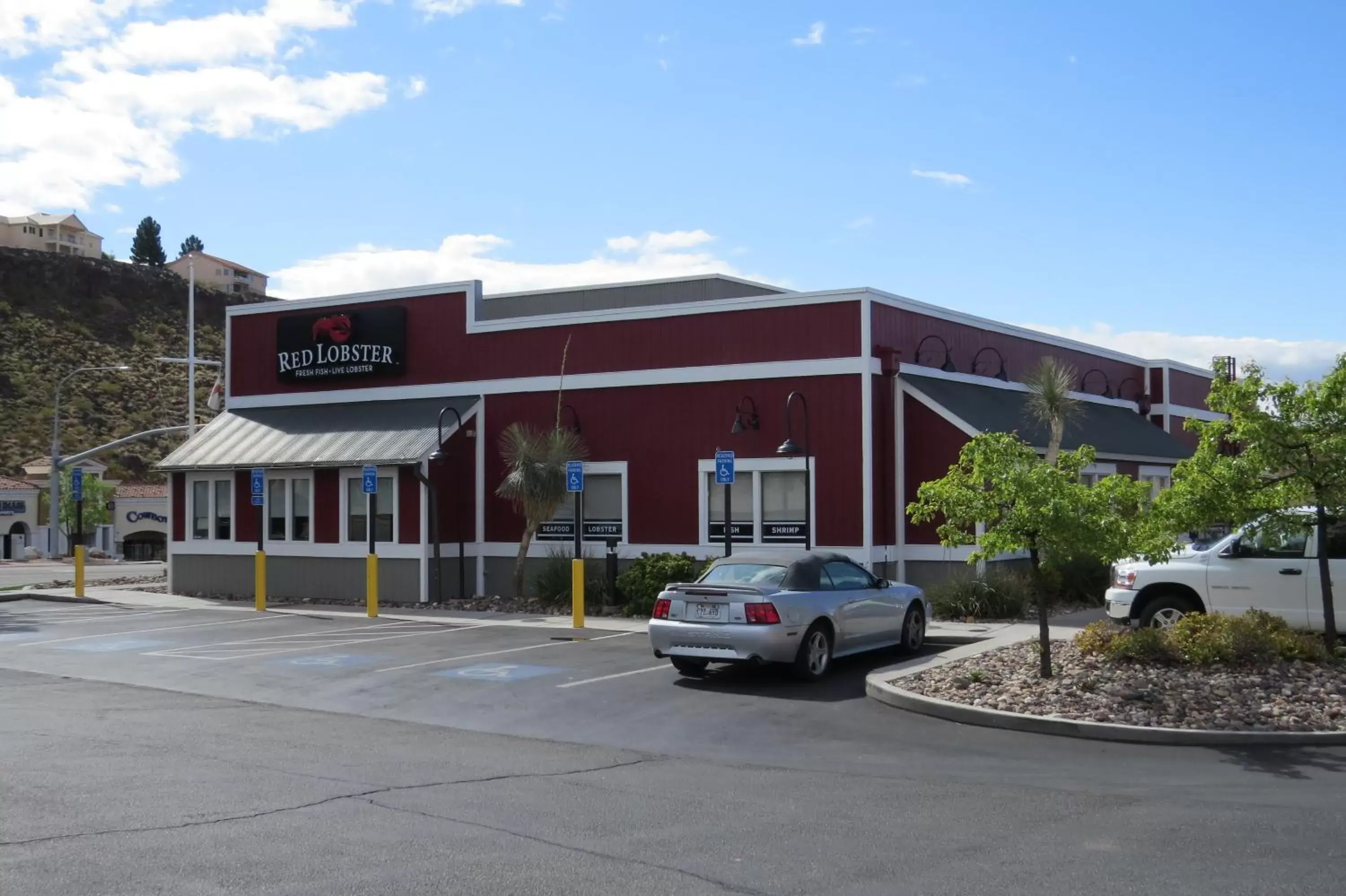 Restaurant/places to eat, Property Building in America's Best Inn & Suites Saint George