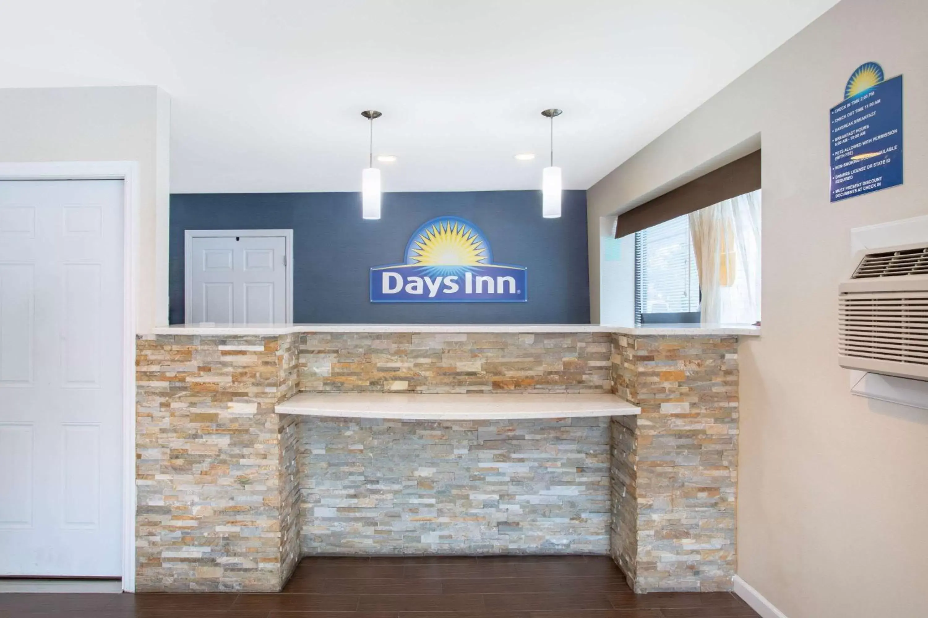 Lobby or reception in Days Inn by Wyndham Elmsford