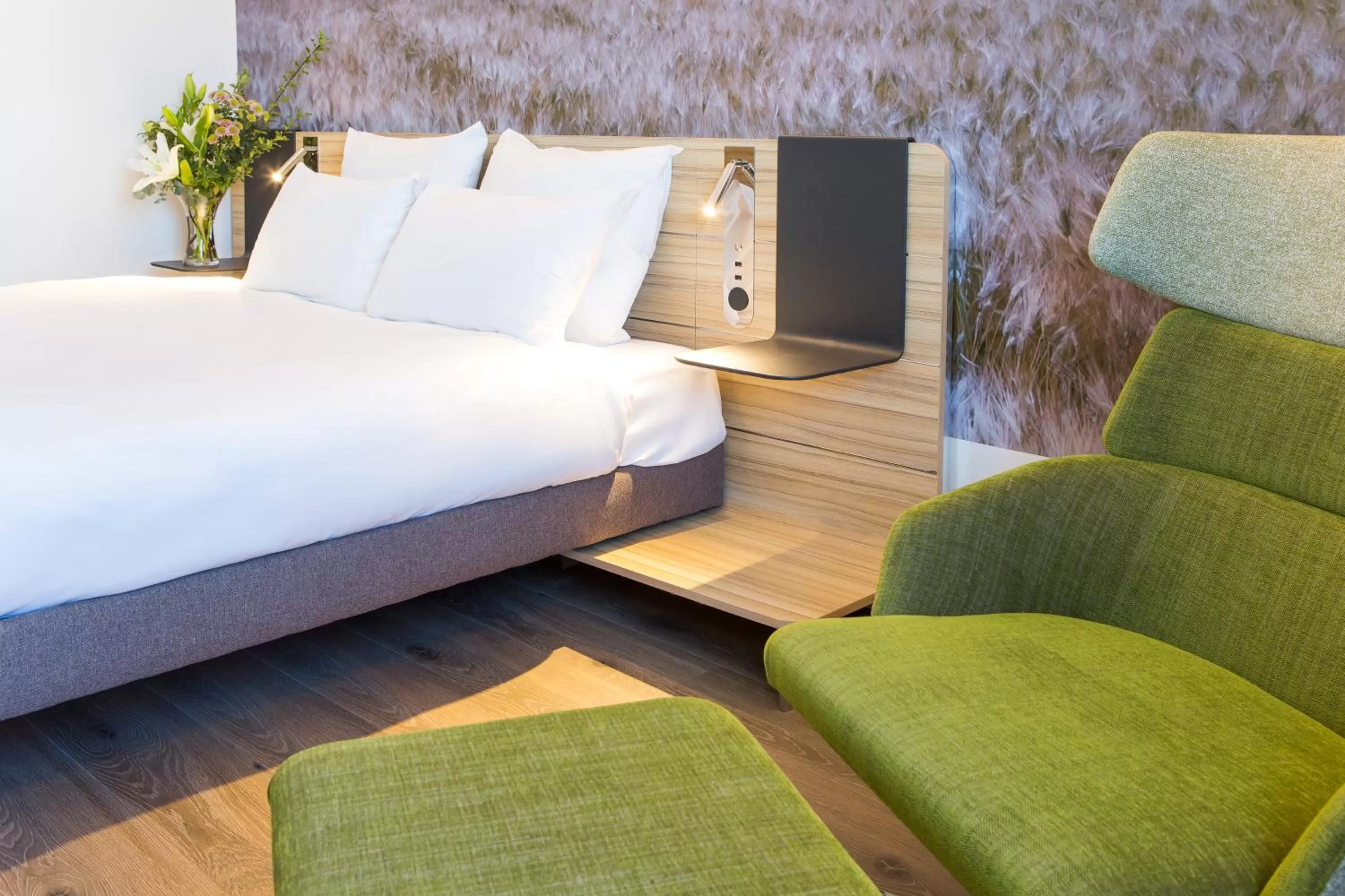 Bedroom, Bed in Novotel Sevilla