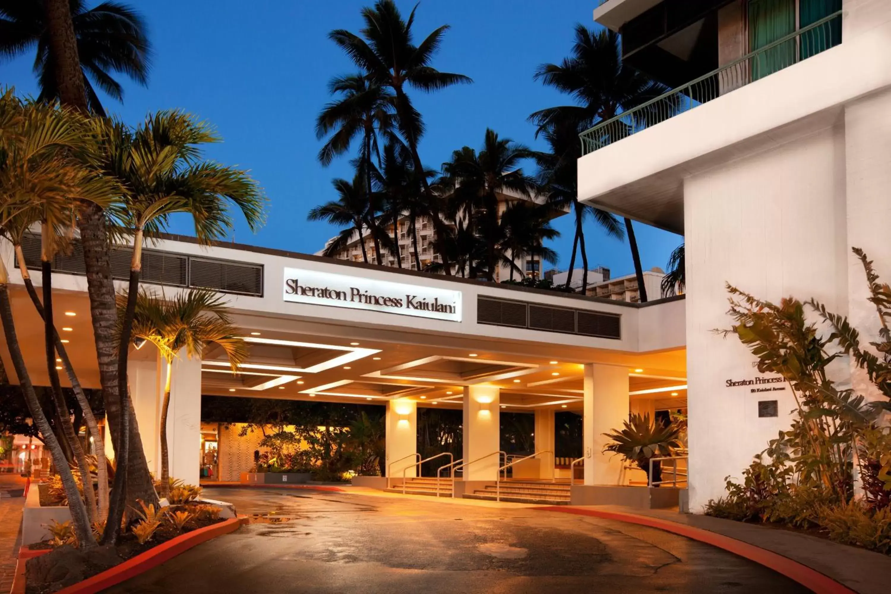 Property Building in Sheraton Princess Kaiulani