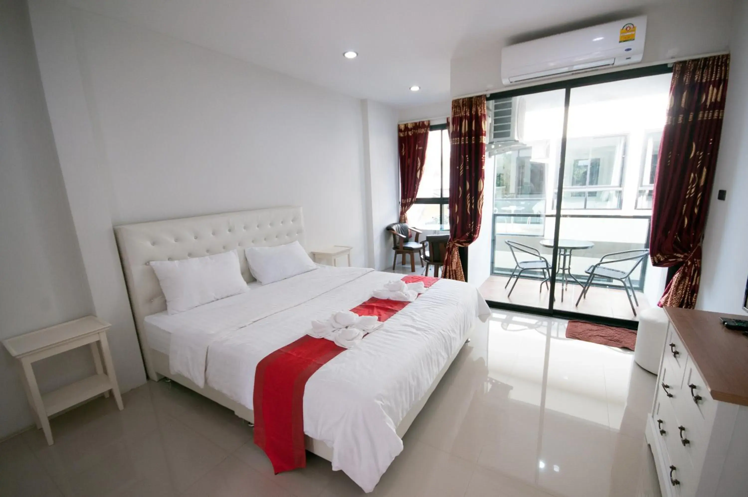 Photo of the whole room, Bed in The Pool Resort Photo of the whole room, Bed in The Pool Resort