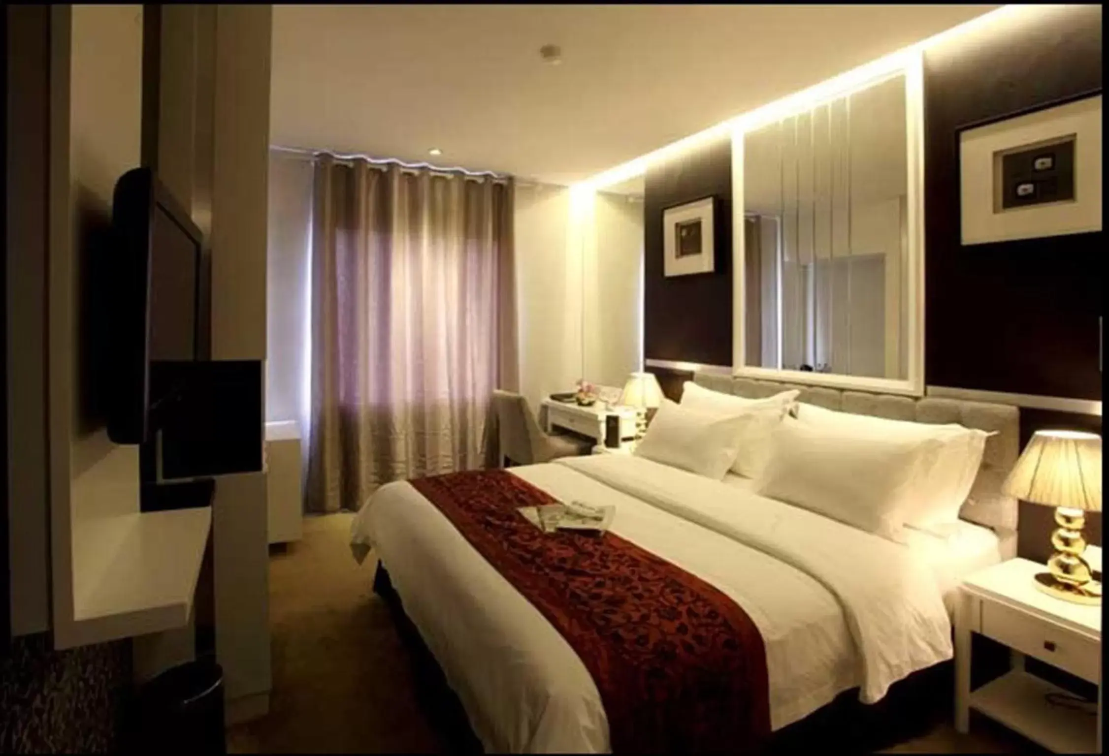 Deluxe Double or Twin Room in Gino Feruci Braga by KAGUM Hotels