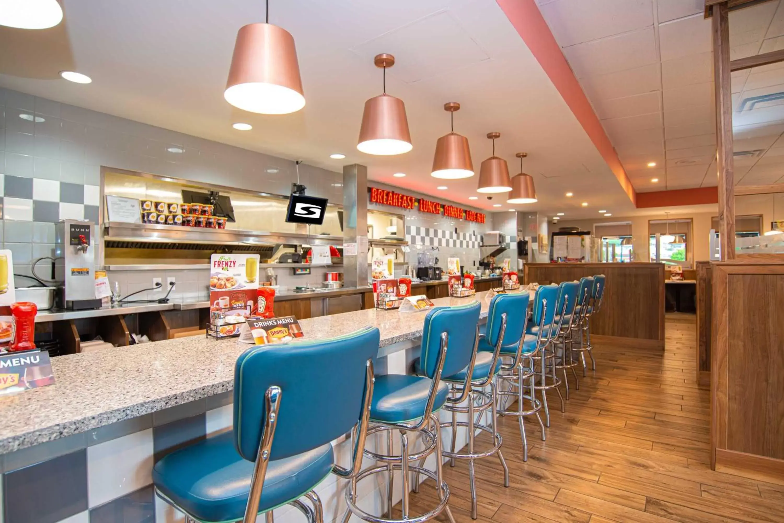 Restaurant/places to eat in Sandman Hotel & Suites Williams Lake Restaurant/places to eat in Sandman Hotel & Suites Williams Lake