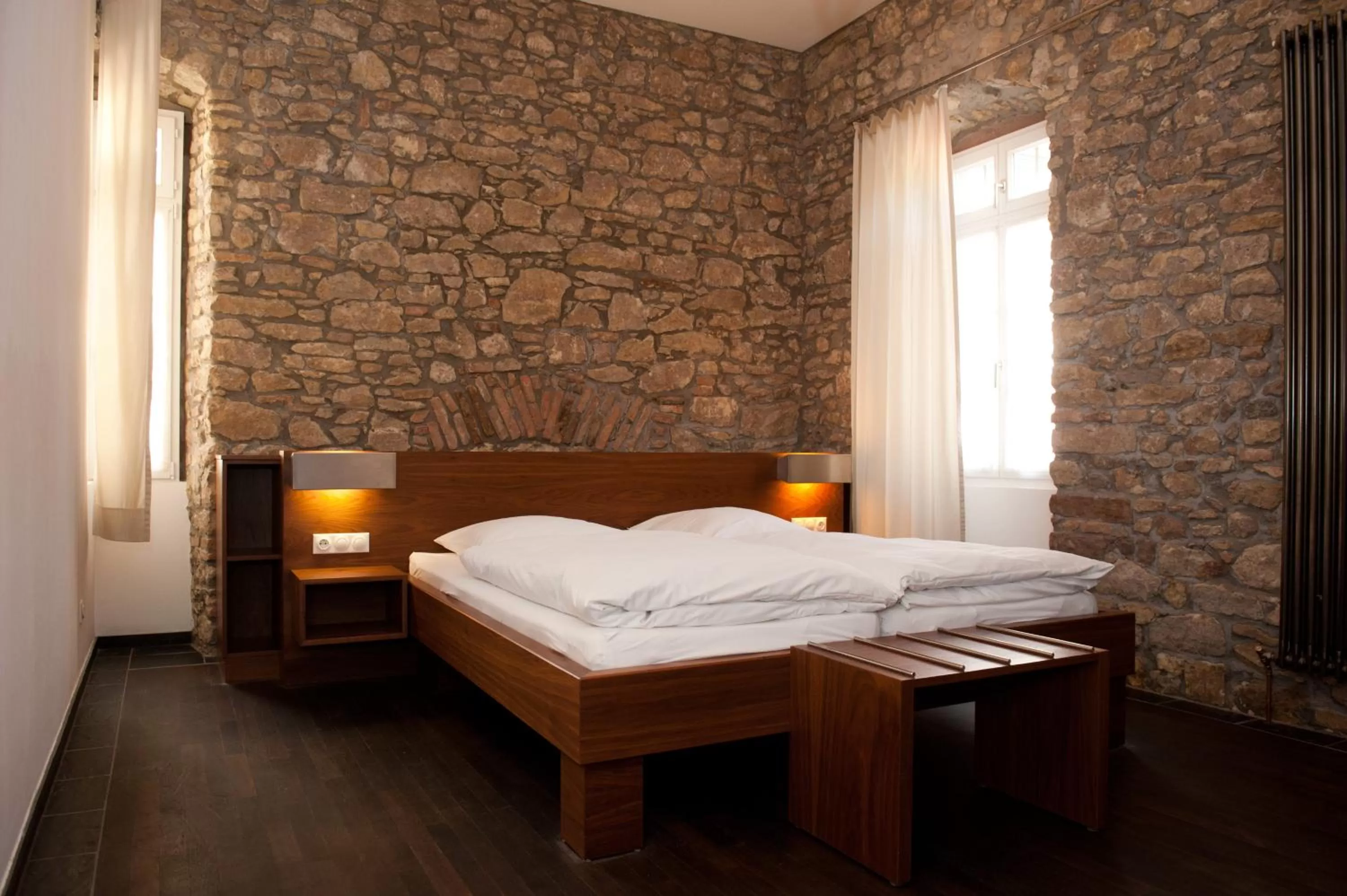 Photo of the whole room, Bed in Weinhotel Koegler