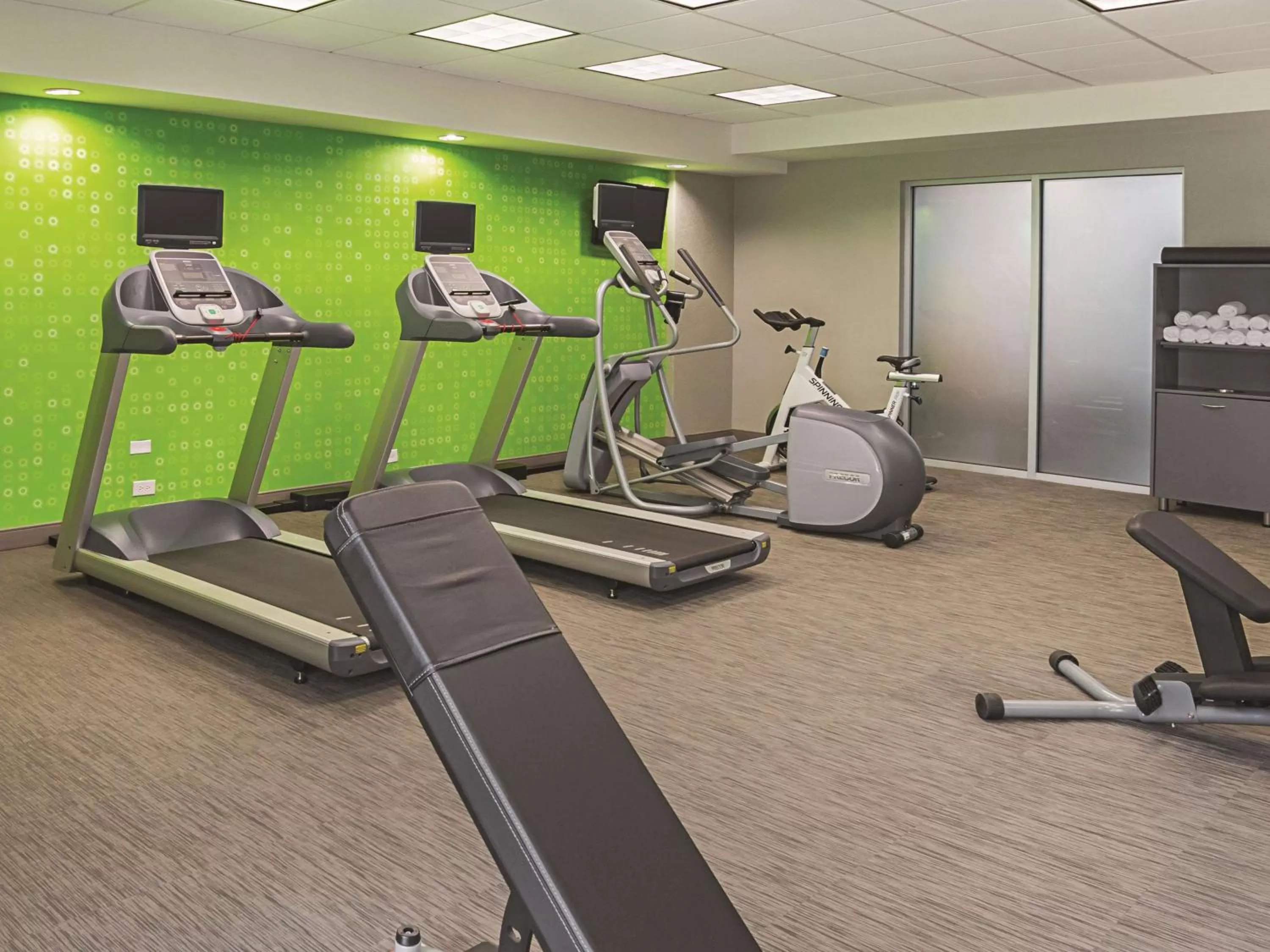 Fitness centre/facilities in La Quinta by Wyndham Fort Worth North