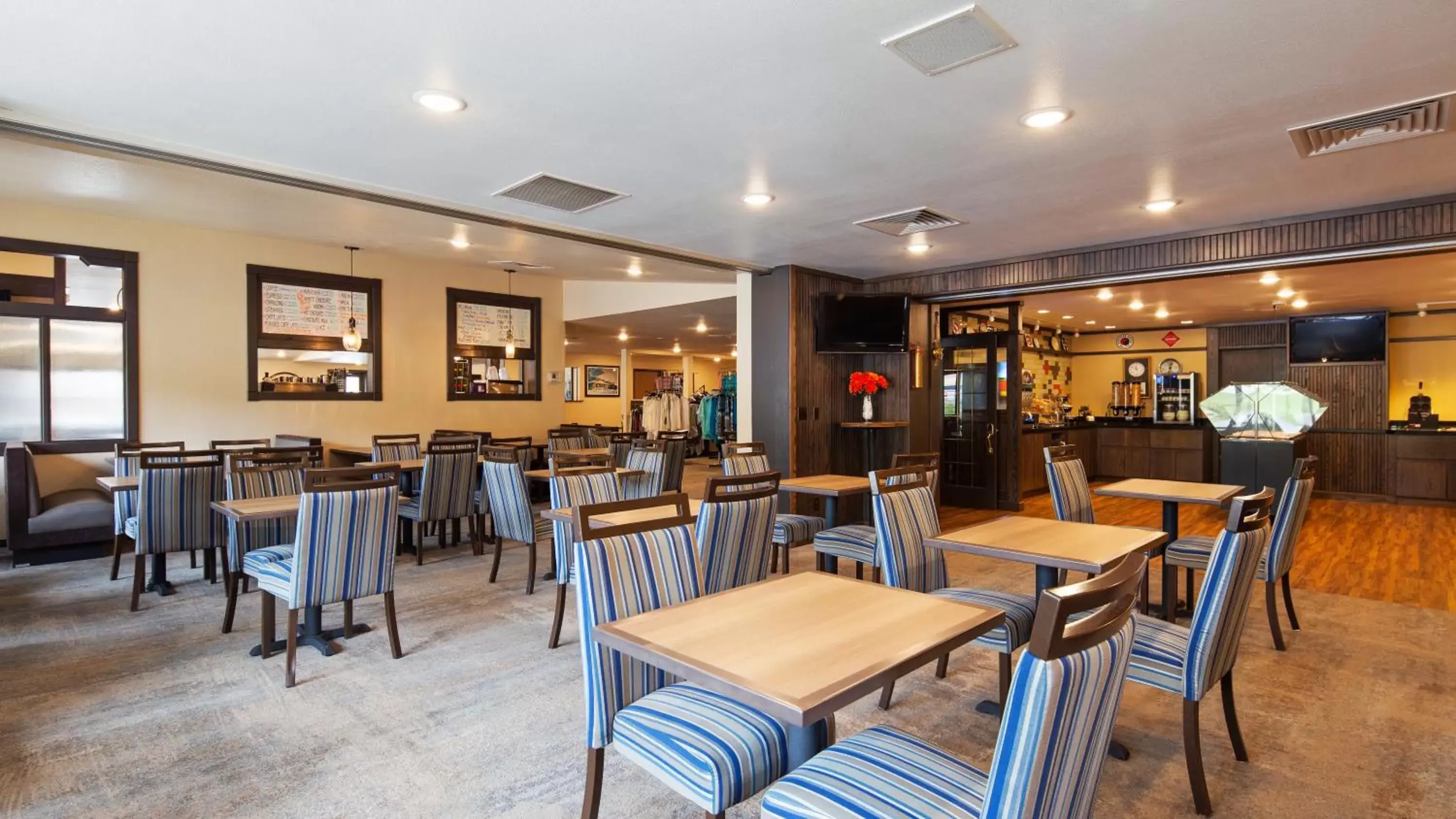 Continental breakfast, Restaurant/Places to Eat in Best Western Golden Spike Inn & Suites