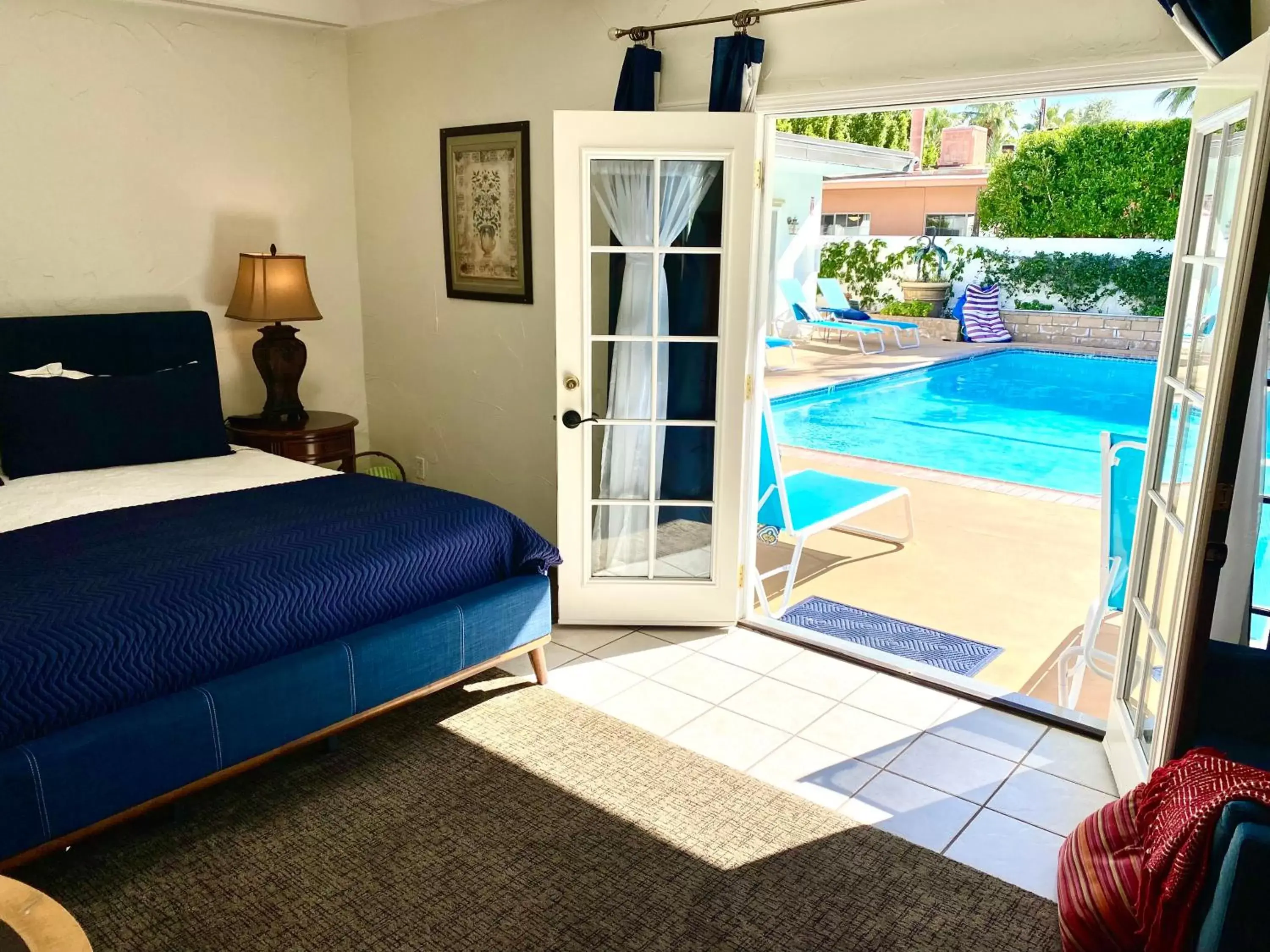 Bed, Swimming Pool in Old Ranch Inn - Adults Only 21 & Up